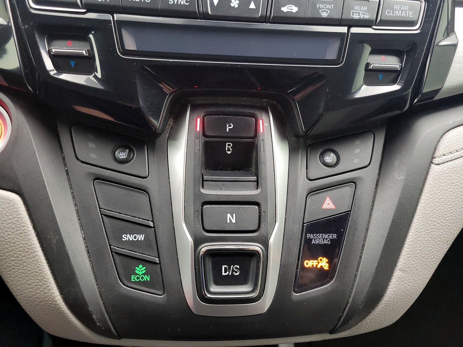 Thumbnail: 2019 Honda Odyssey - 17