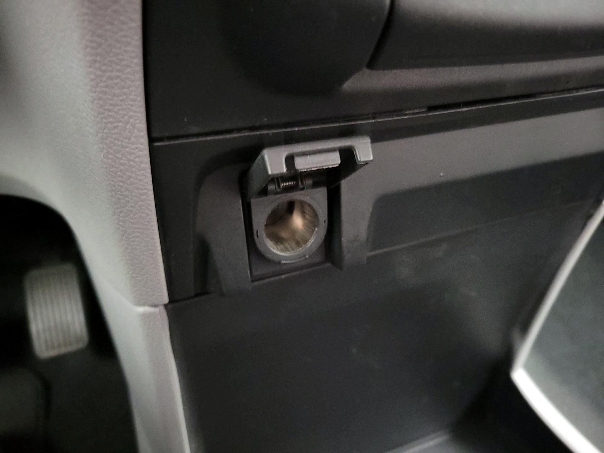 Thumbnail: 2019 Honda Odyssey - 18