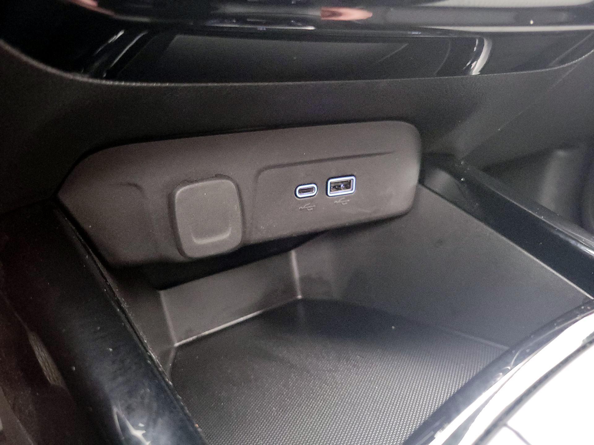 Thumbnail: 2024 Chevrolet Trax - 18