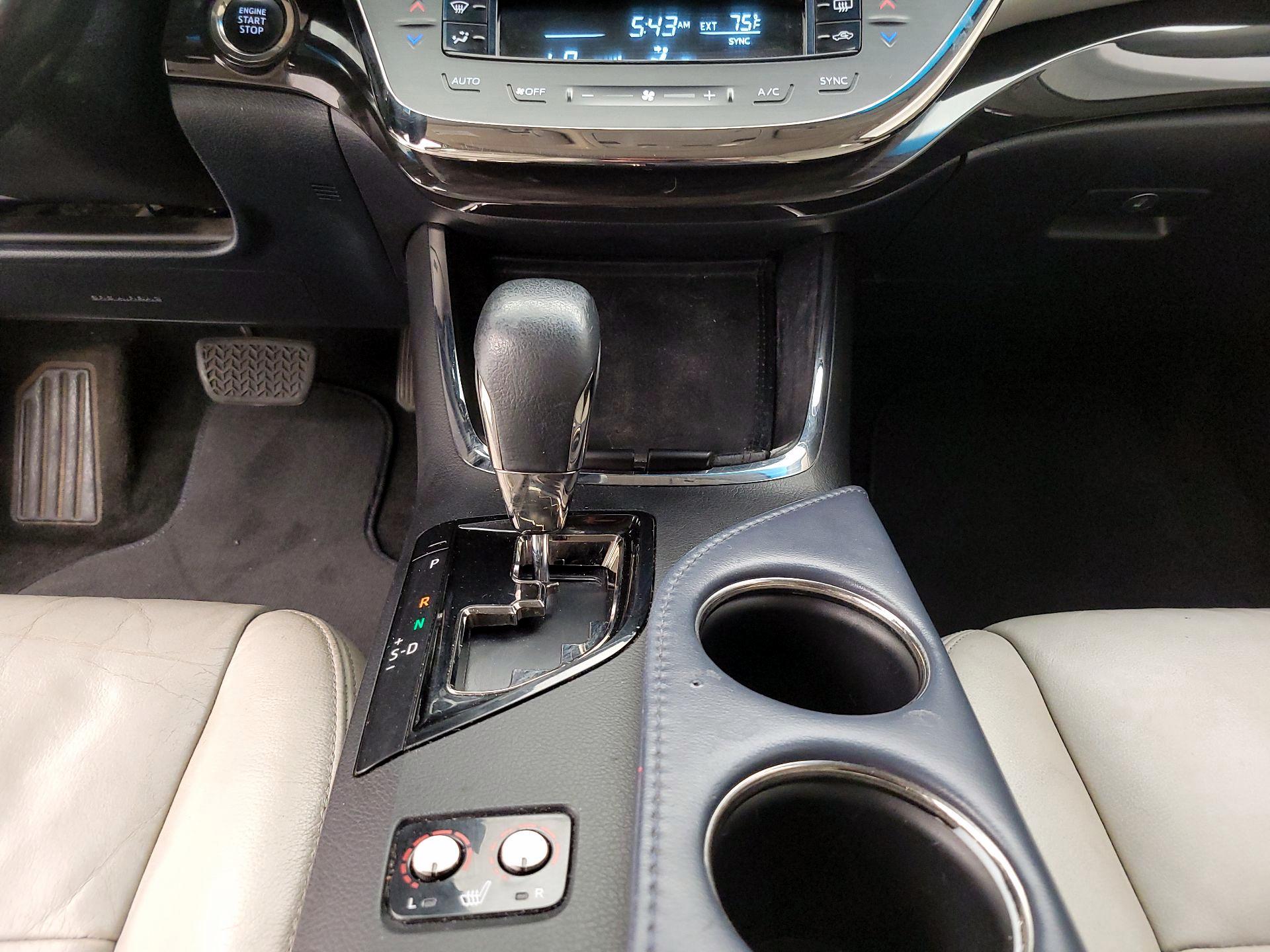 Thumbnail: 2014 Toyota Avalon - 17