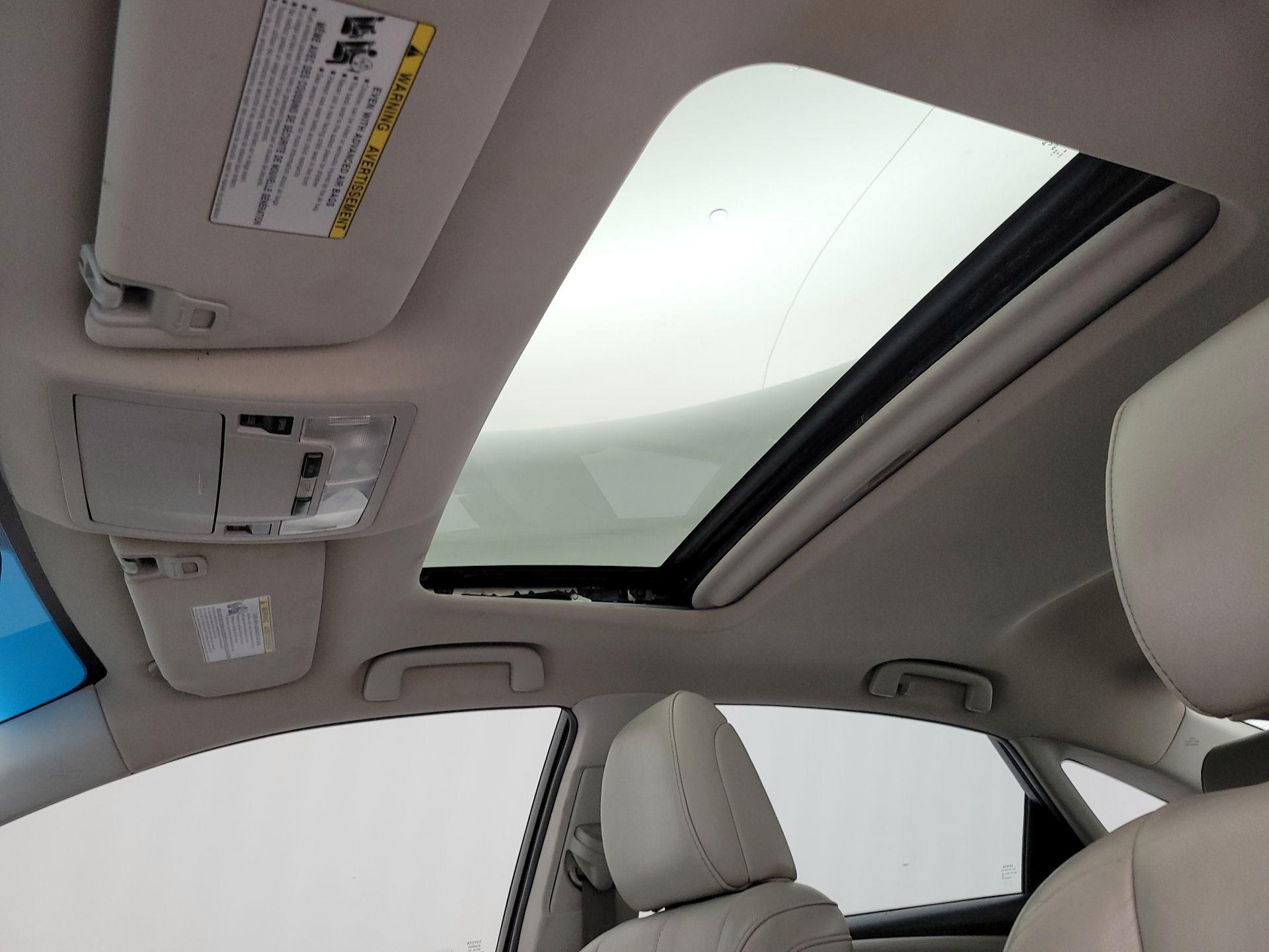 Thumbnail: 2014 Toyota Avalon - 19