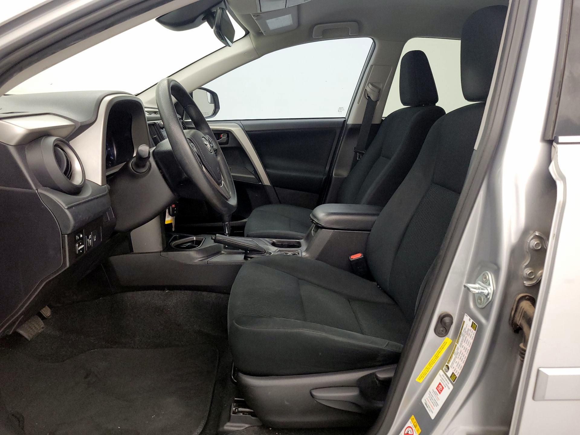 Thumbnail: 2017 Toyota RAV4 - 11