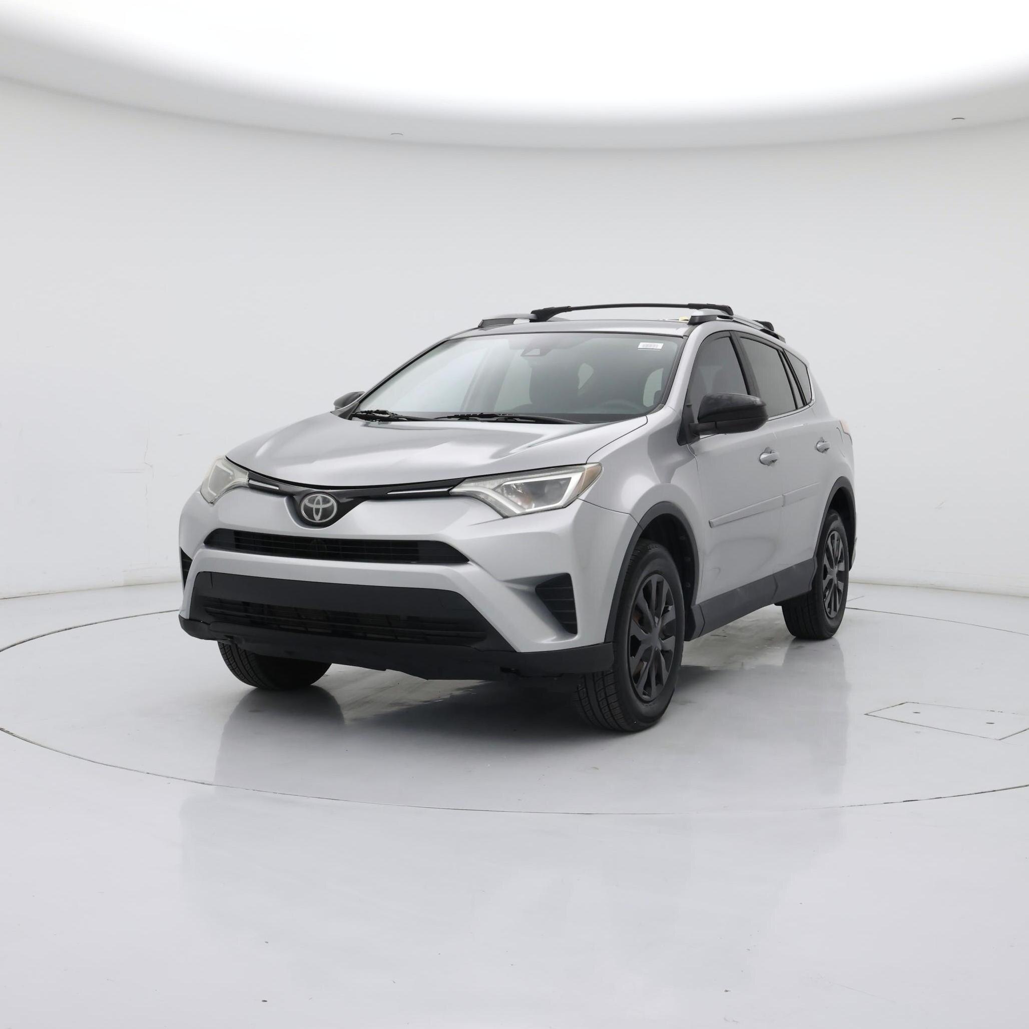 Thumbnail: 2017 Toyota RAV4 - 4