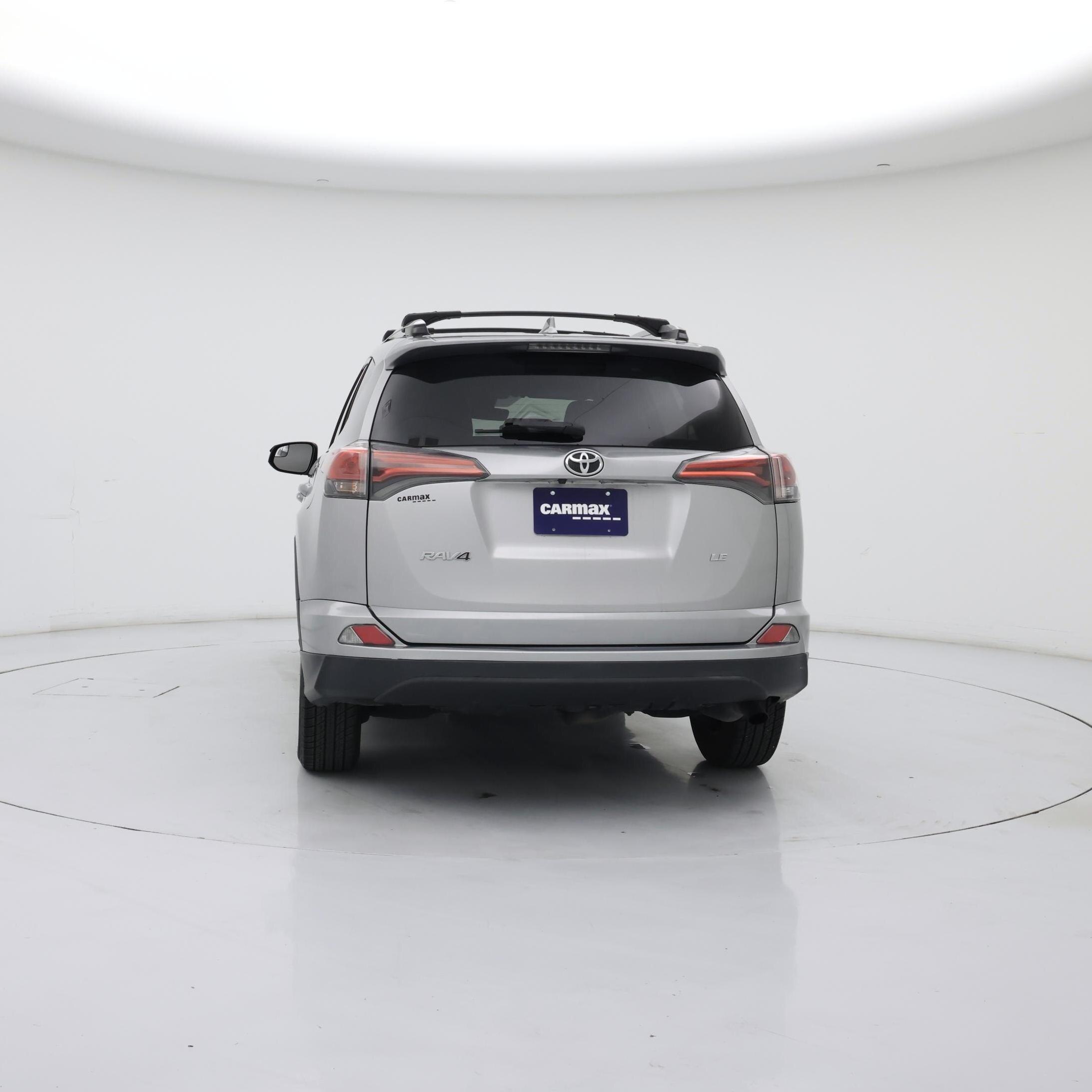 Thumbnail: 2017 Toyota RAV4 - 6