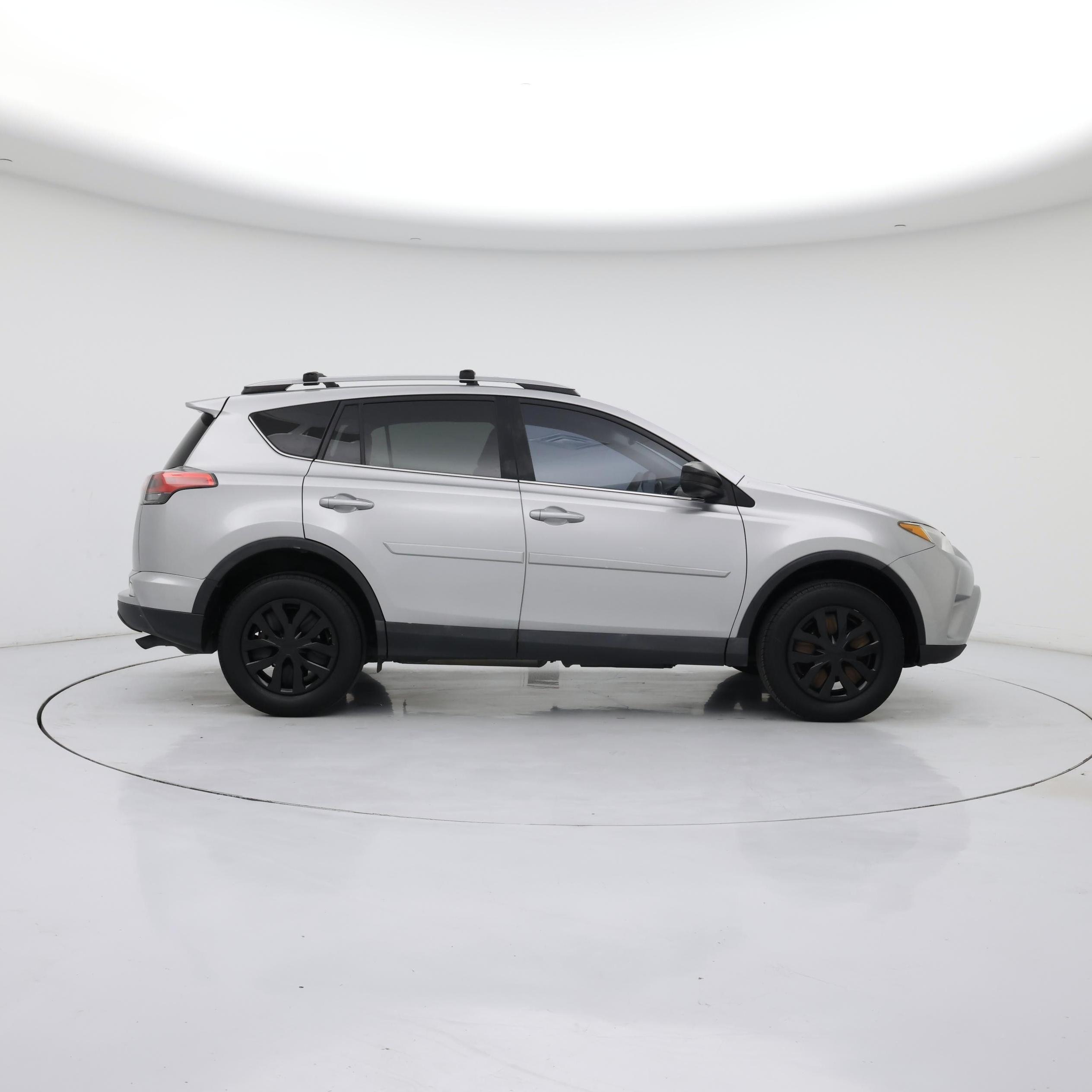 Thumbnail: 2017 Toyota RAV4 - 7