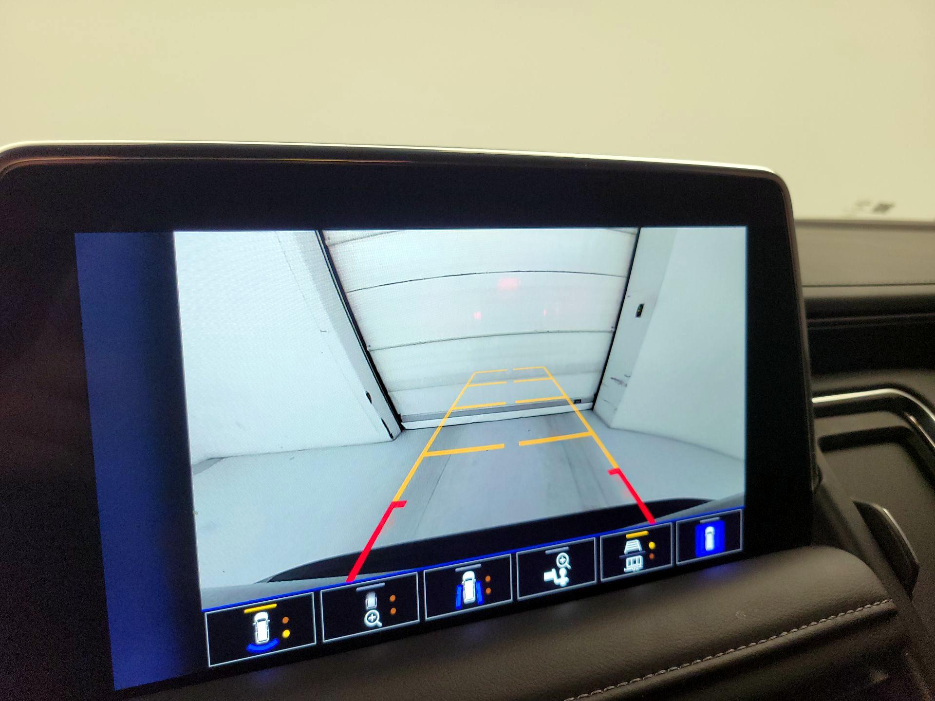 Thumbnail: 2023 Chevrolet Tahoe - 15