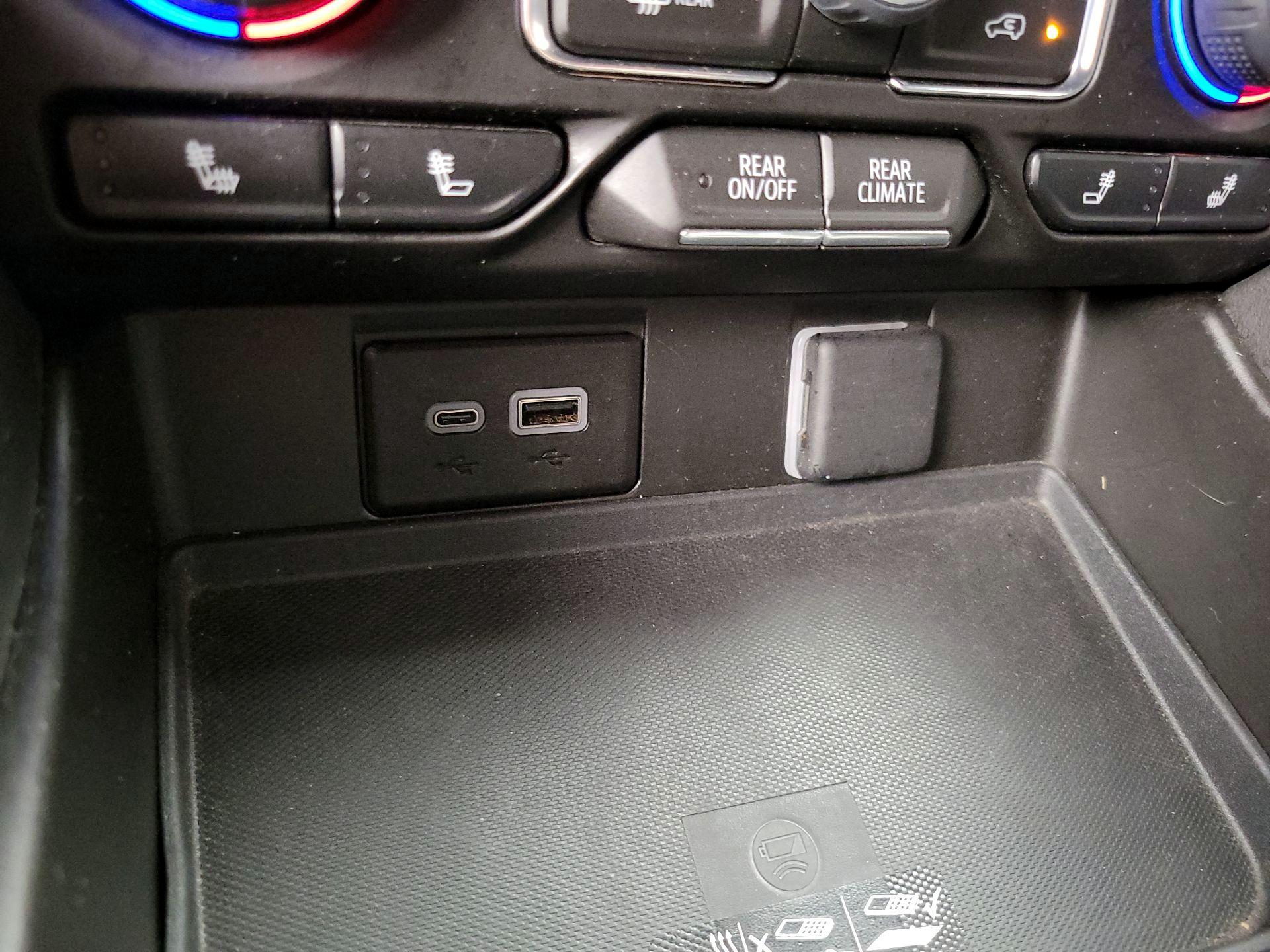 Thumbnail: 2023 Chevrolet Tahoe - 19