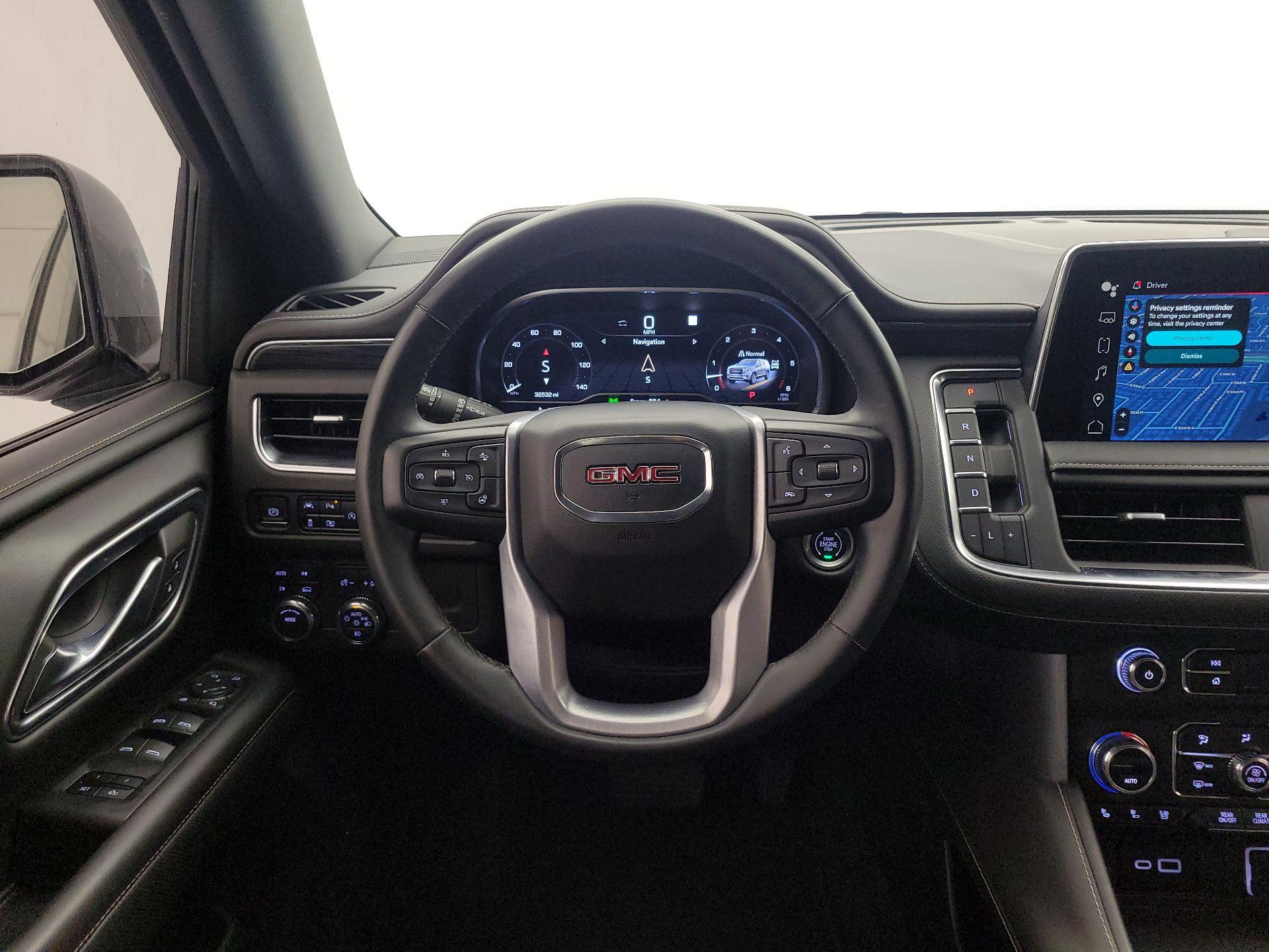 Thumbnail: 2023 GMC Yukon XL - 10