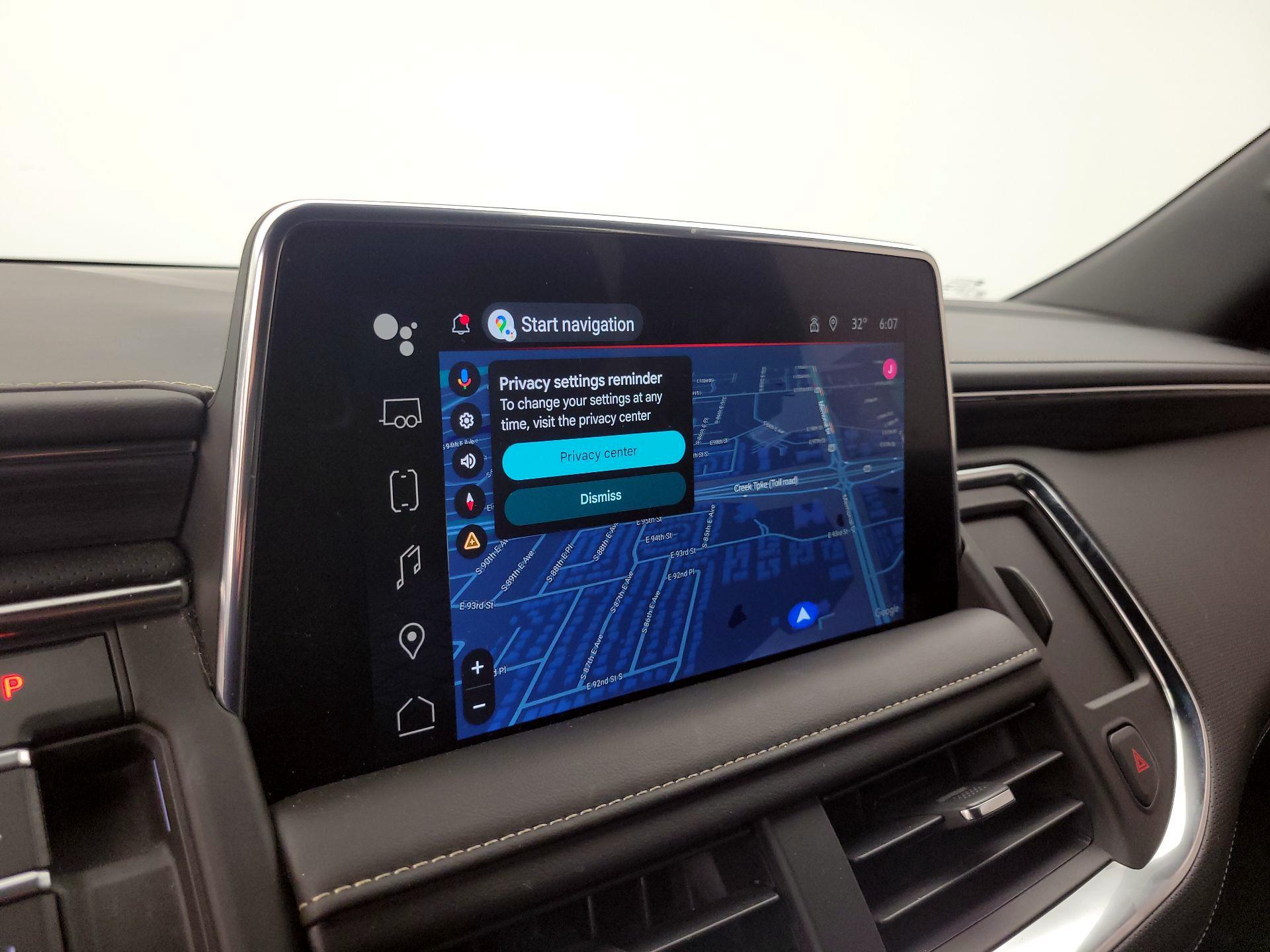 Thumbnail: 2023 GMC Yukon XL - 14