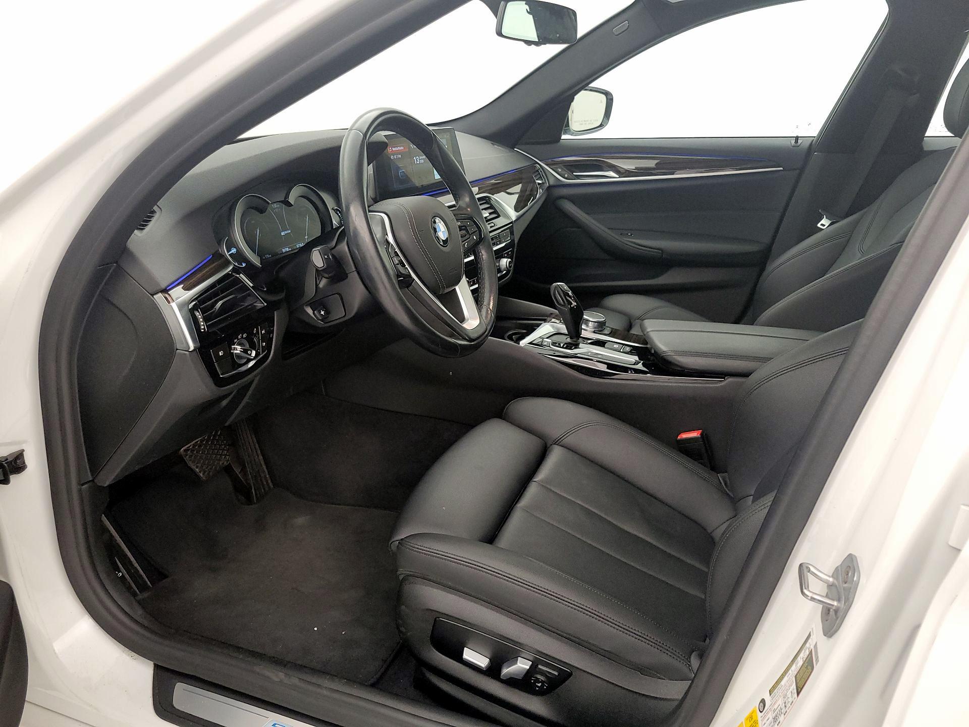 Thumbnail: 2018 BMW 5 Series - 11