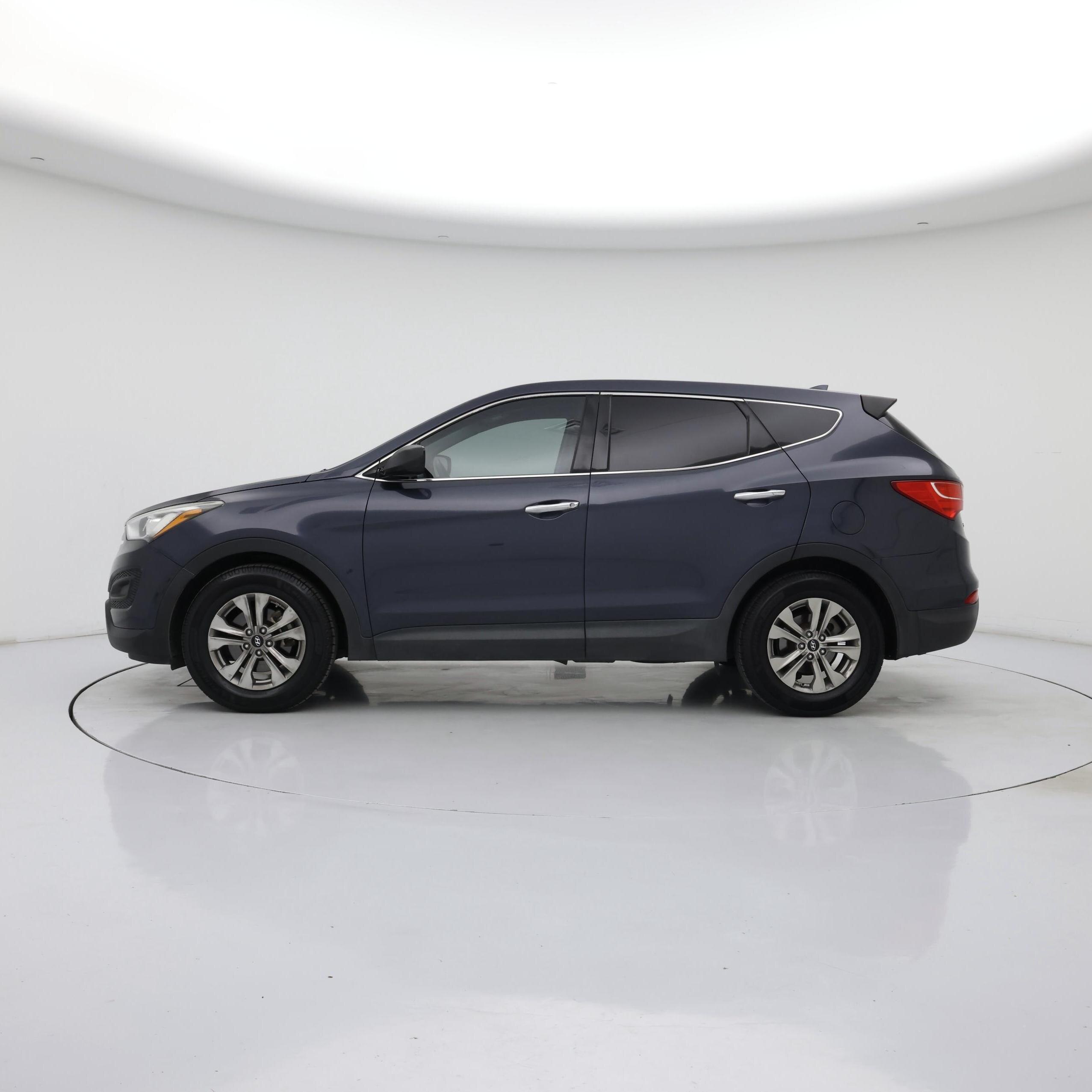 Thumbnail: 2016 Hyundai Santa Fe - 3