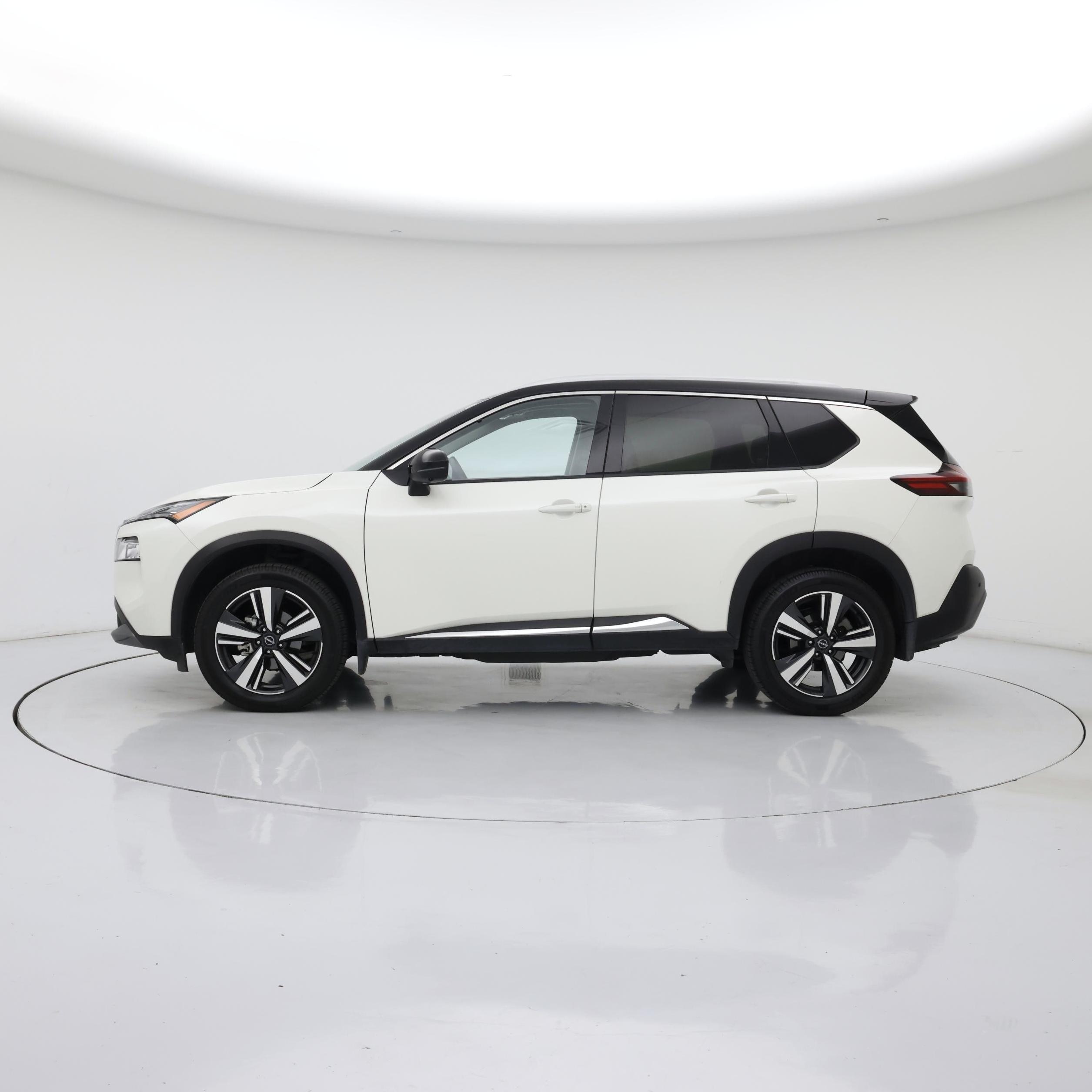 Thumbnail: 2023 Nissan Rogue - 3