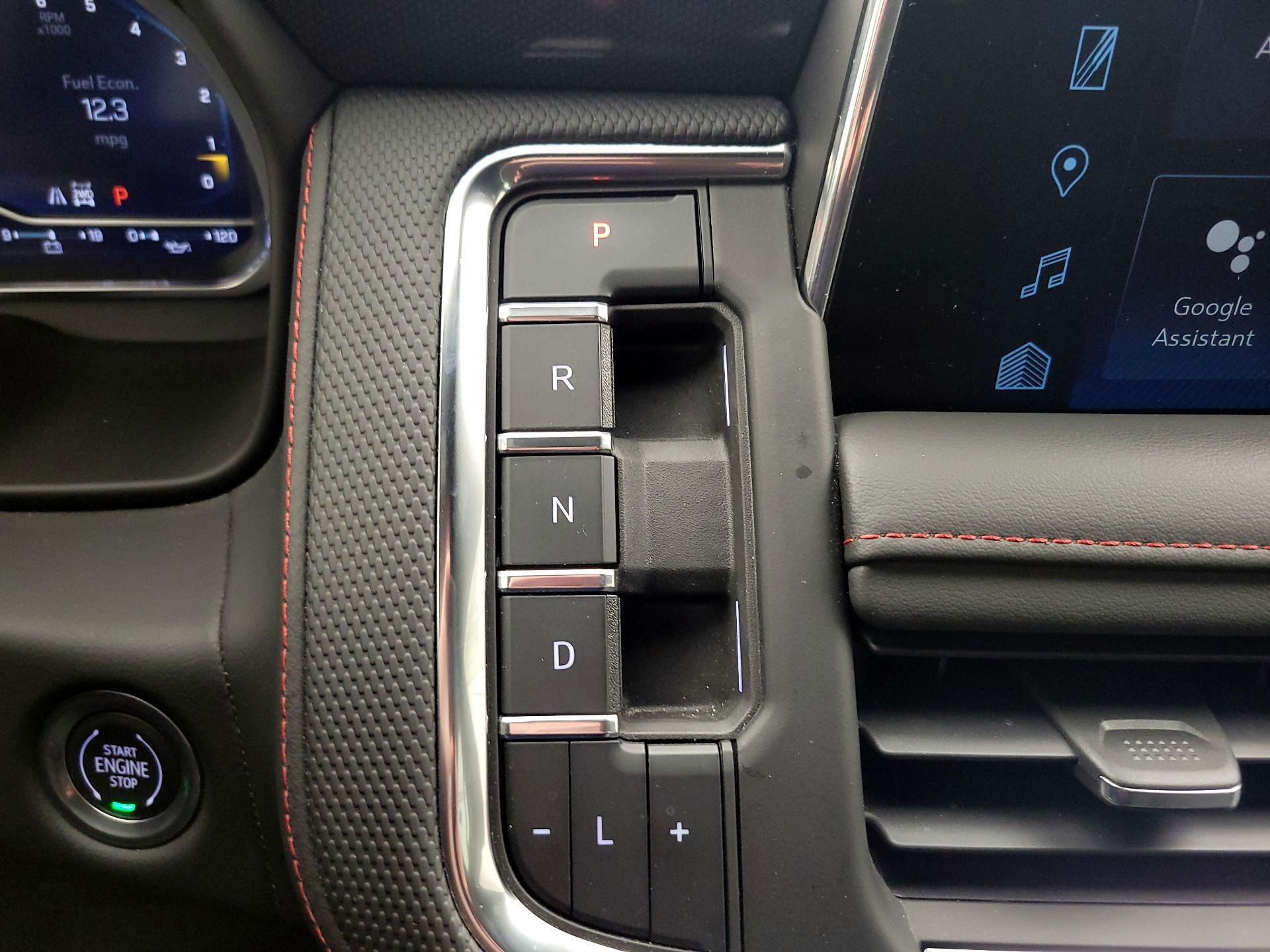 Thumbnail: 2022 Chevrolet Suburban - 17