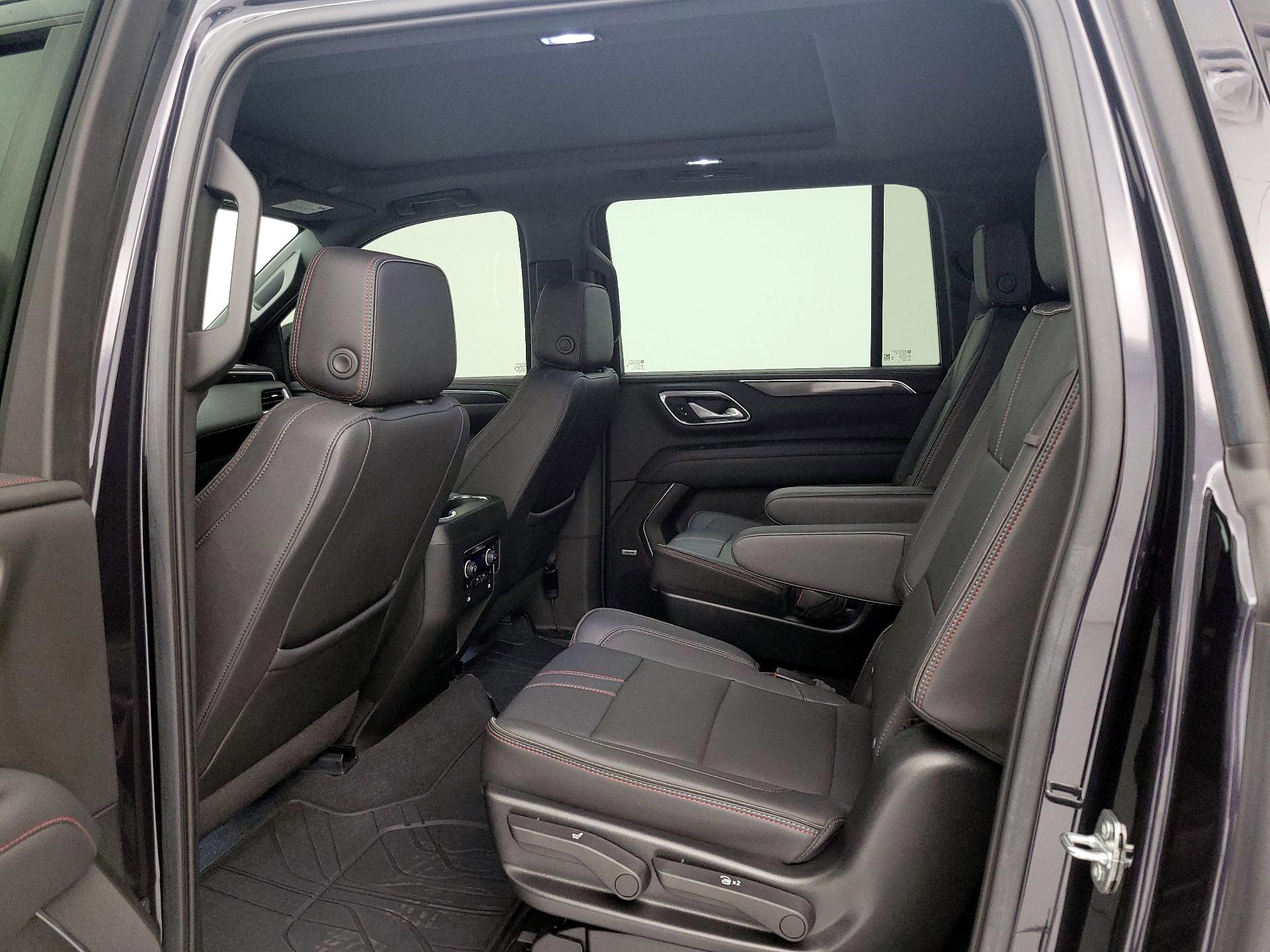 Thumbnail: 2022 Chevrolet Suburban - 20