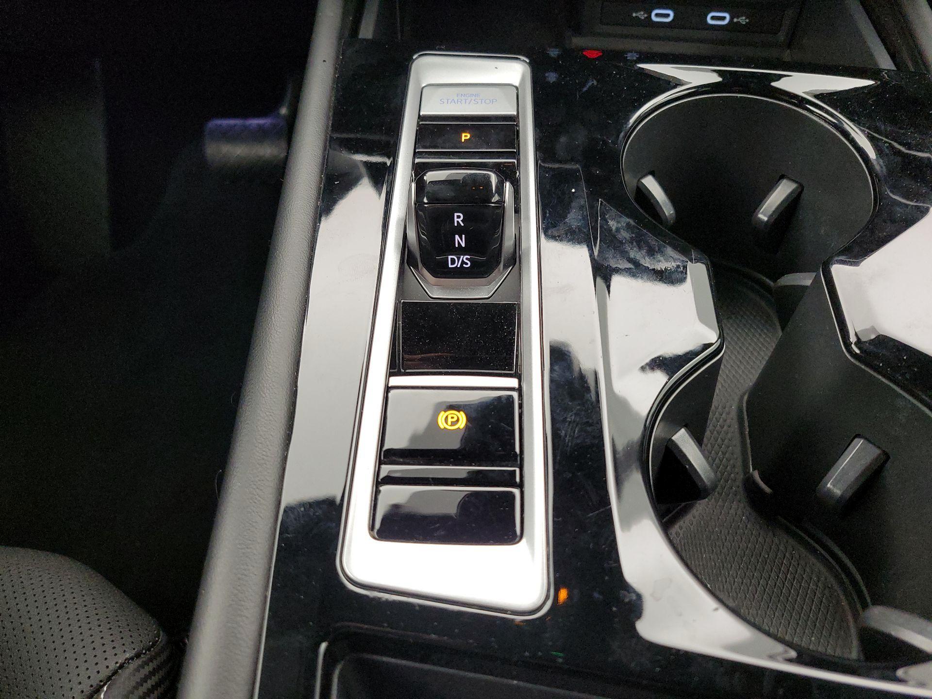 Thumbnail: 2024 Volkswagen Atlas - 17
