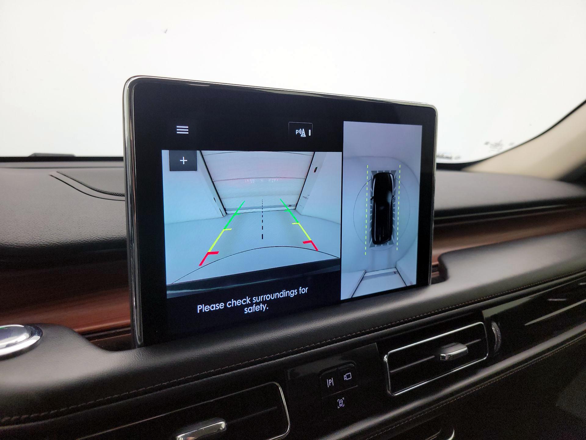 Thumbnail: 2021 Lincoln Aviator - 15