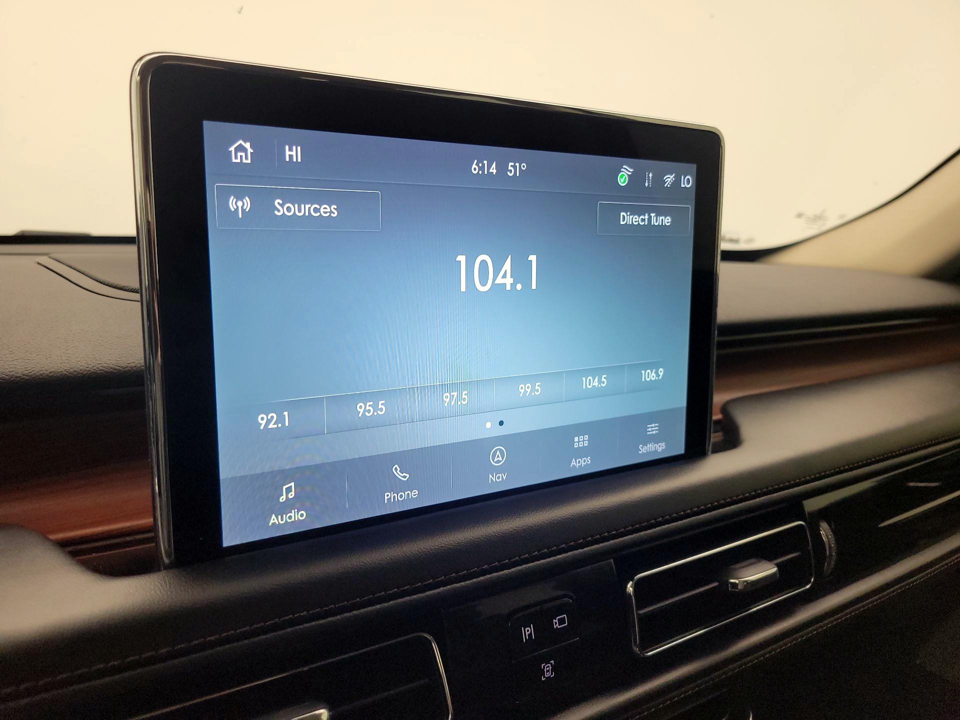 Thumbnail: 2021 Lincoln Aviator - 16