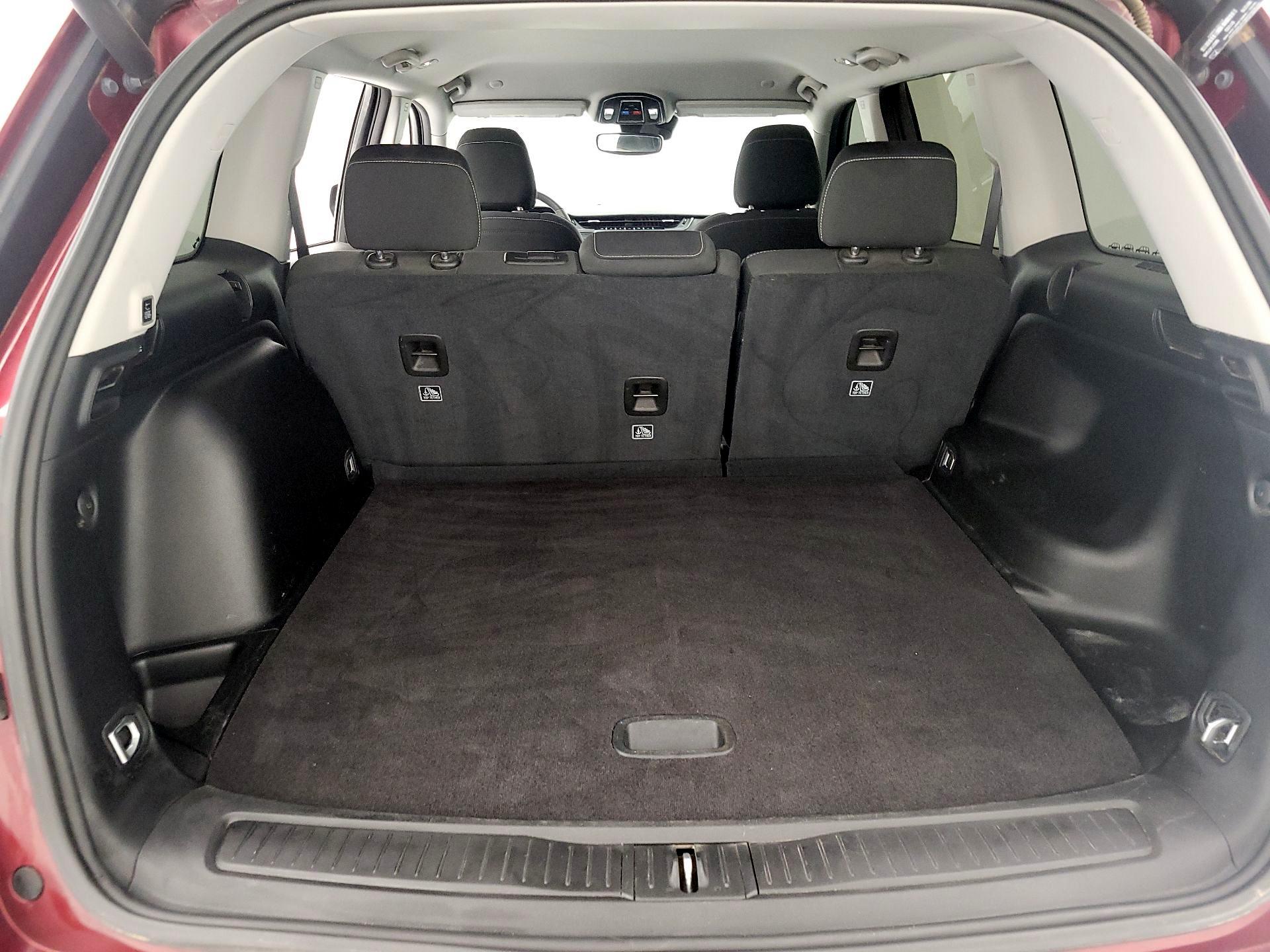 Thumbnail: 2023 Jeep Grand Cherokee - 20