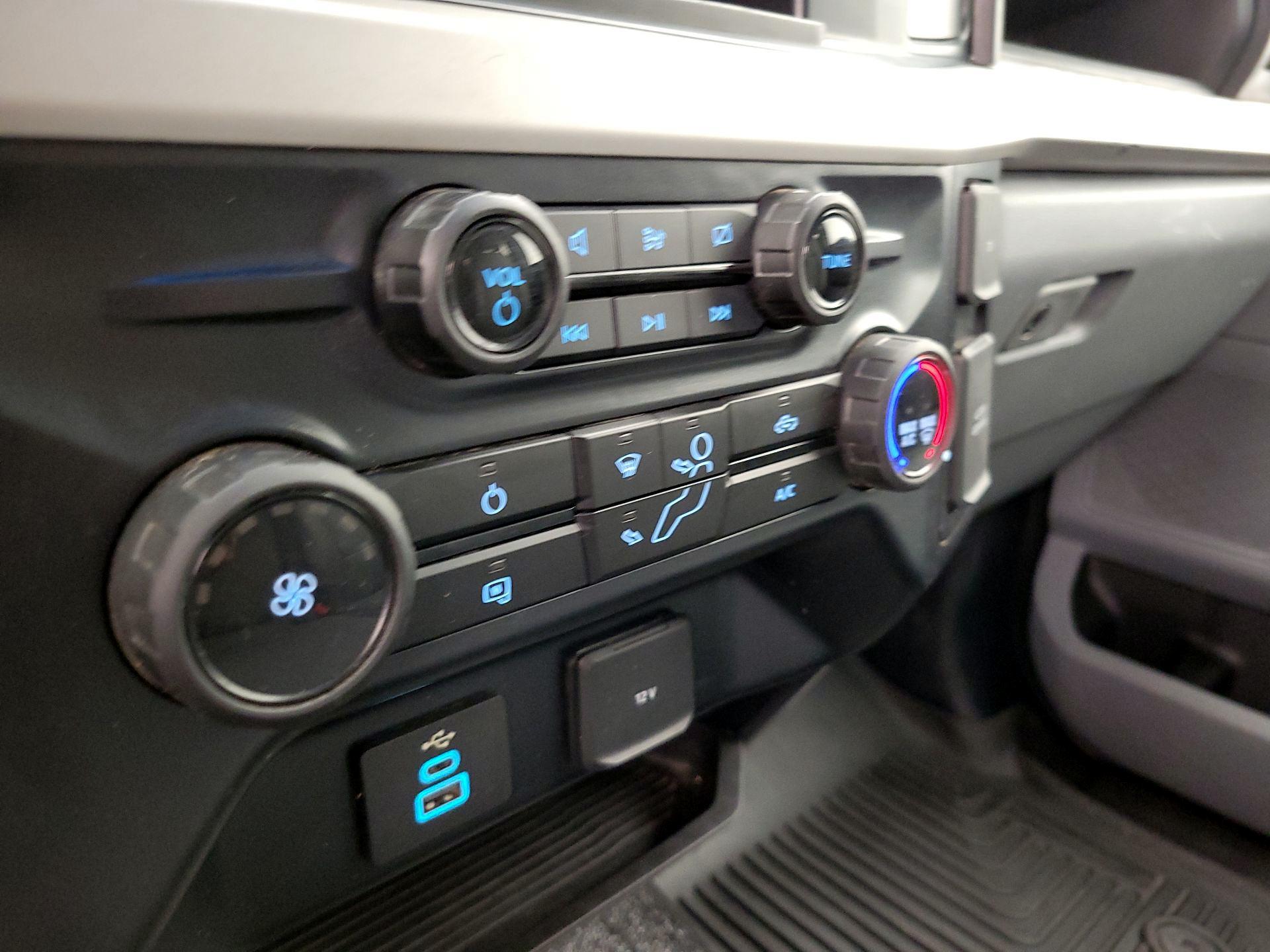 Thumbnail: 2024 Ford F-350 - 16