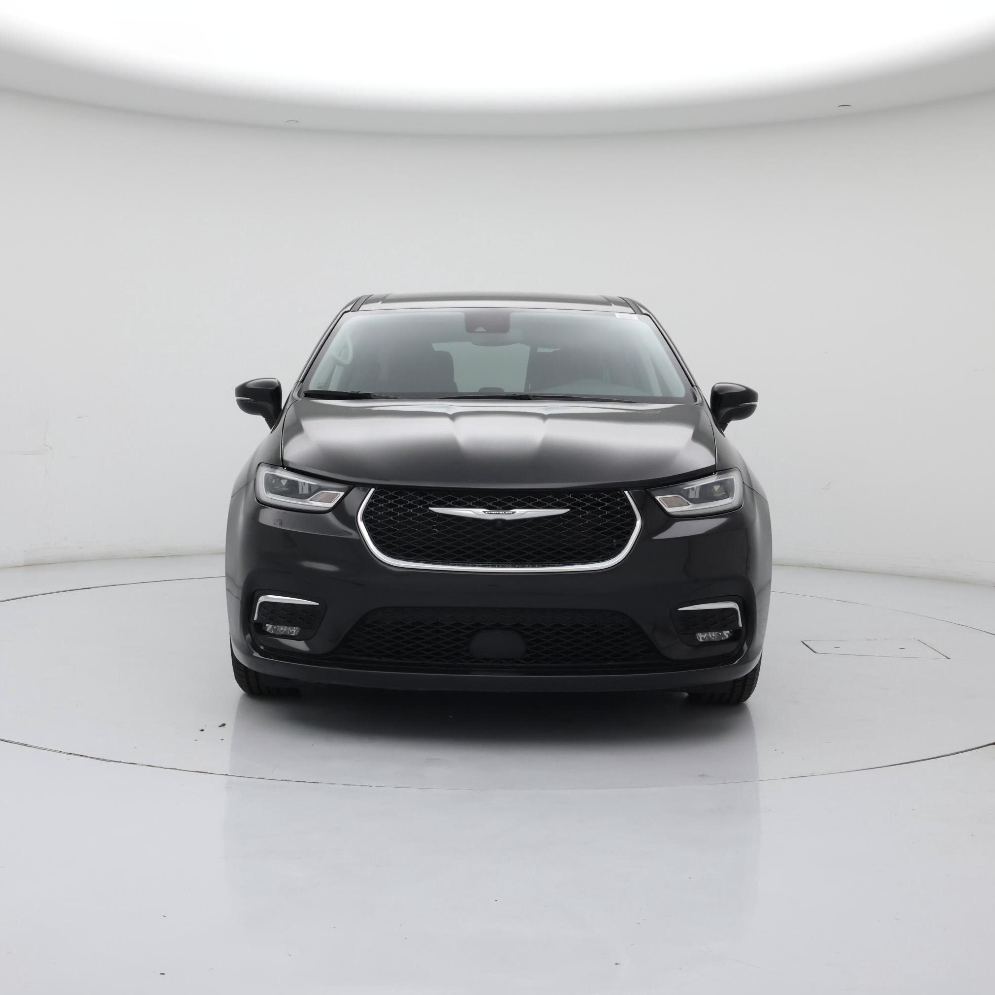 Thumbnail: 2023 Chrysler Pacifica - 5