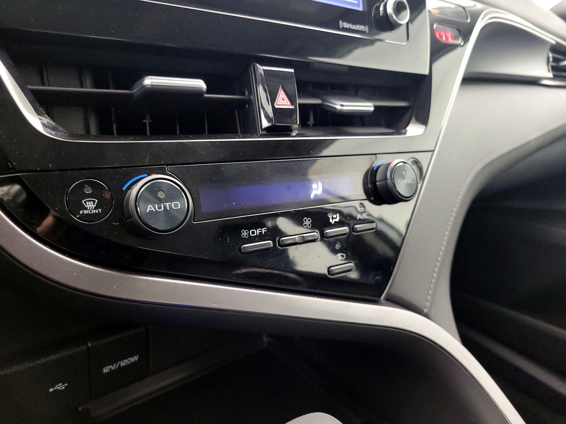 Thumbnail: 2024 Toyota Camry - 16