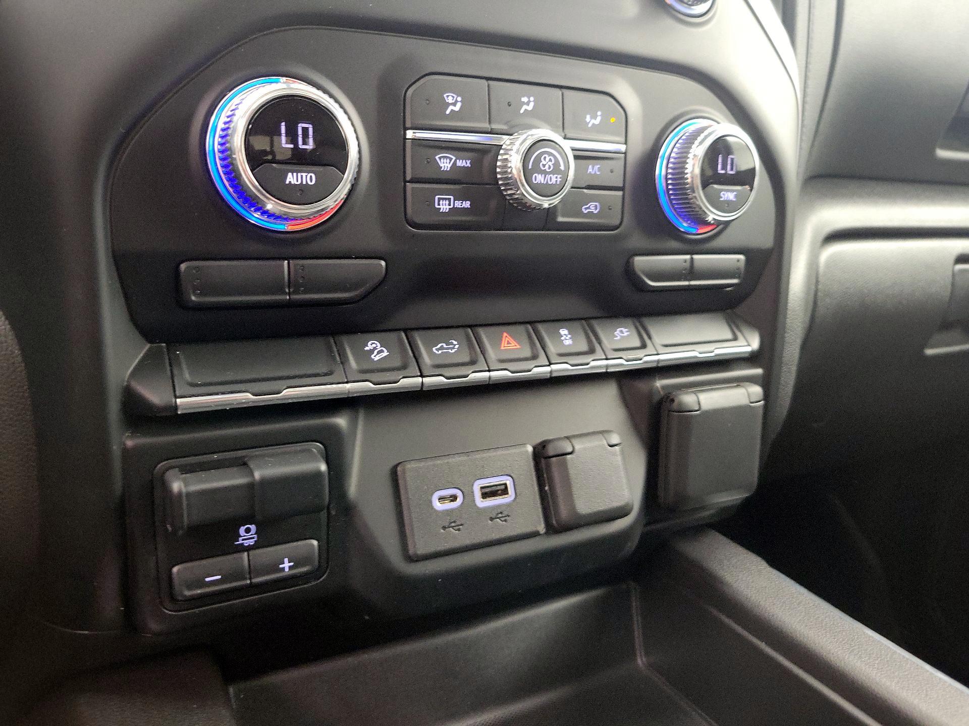 Thumbnail: 2022 GMC Sierra 1500 - 18