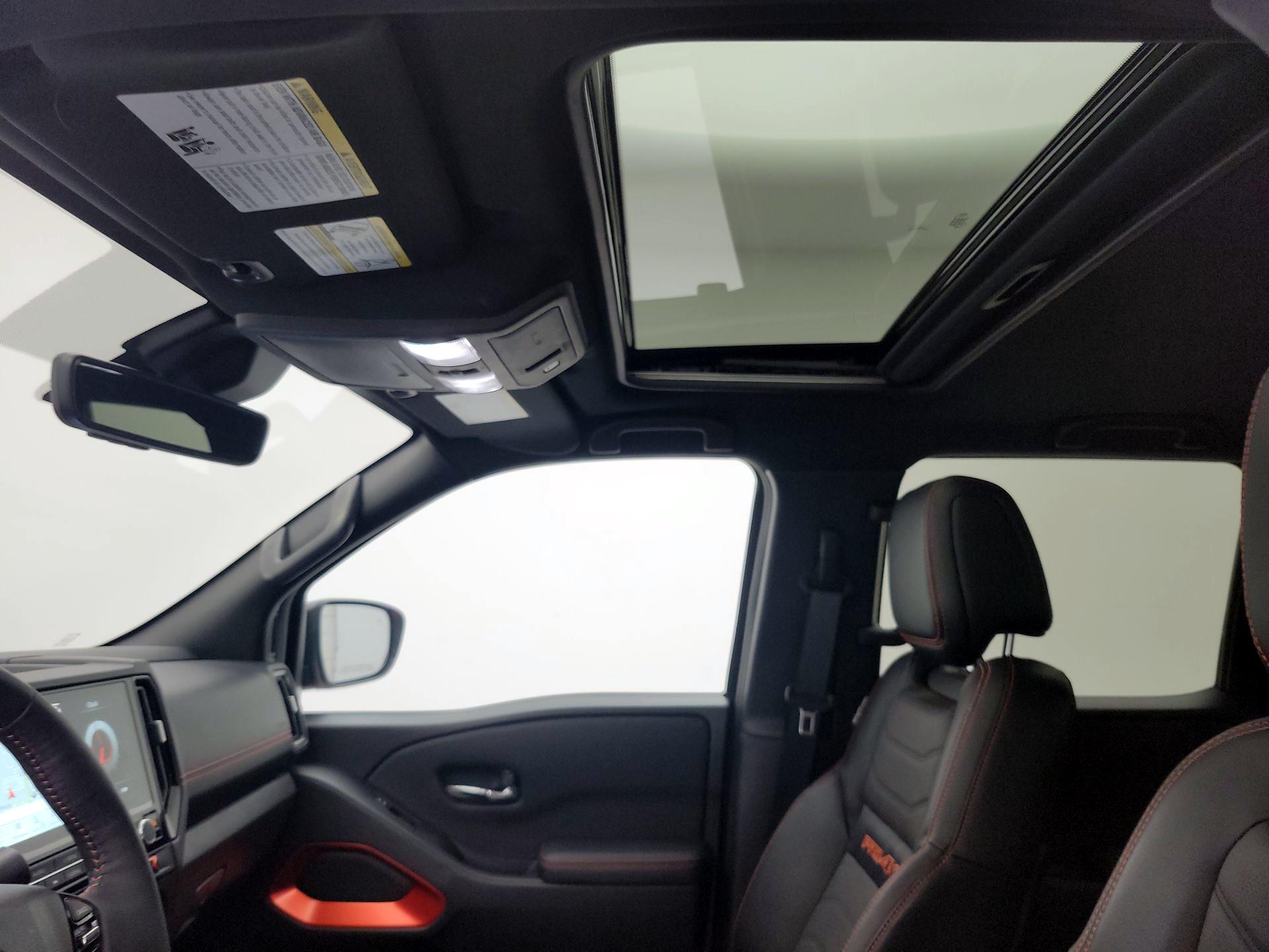 Thumbnail: 2025 Nissan Frontier - 20