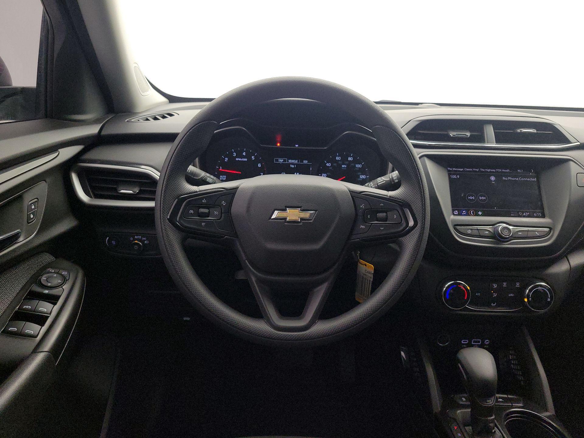 Thumbnail: 2023 Chevrolet TrailBlazer - 10