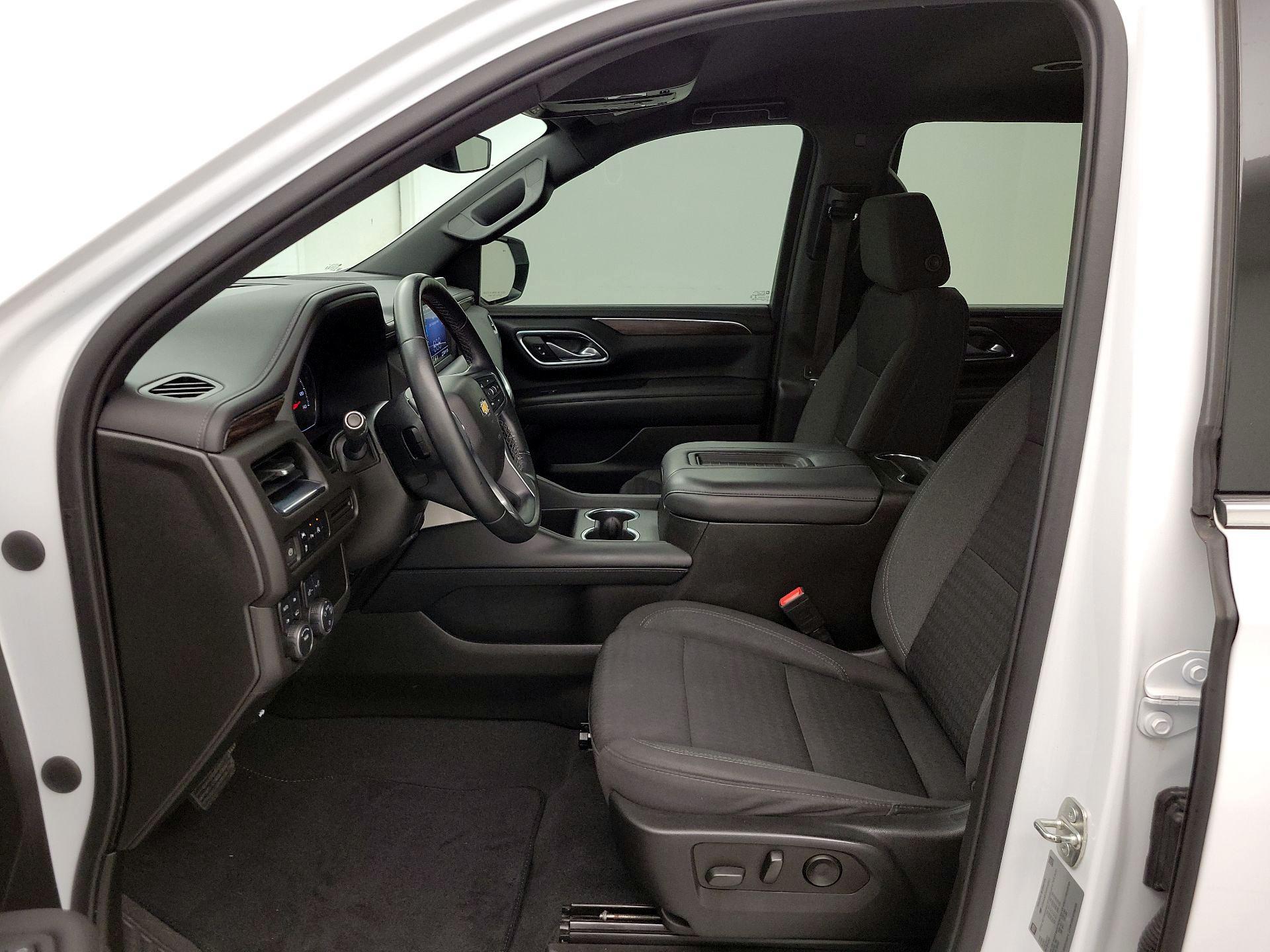 Thumbnail: 2023 Chevrolet Tahoe - 11