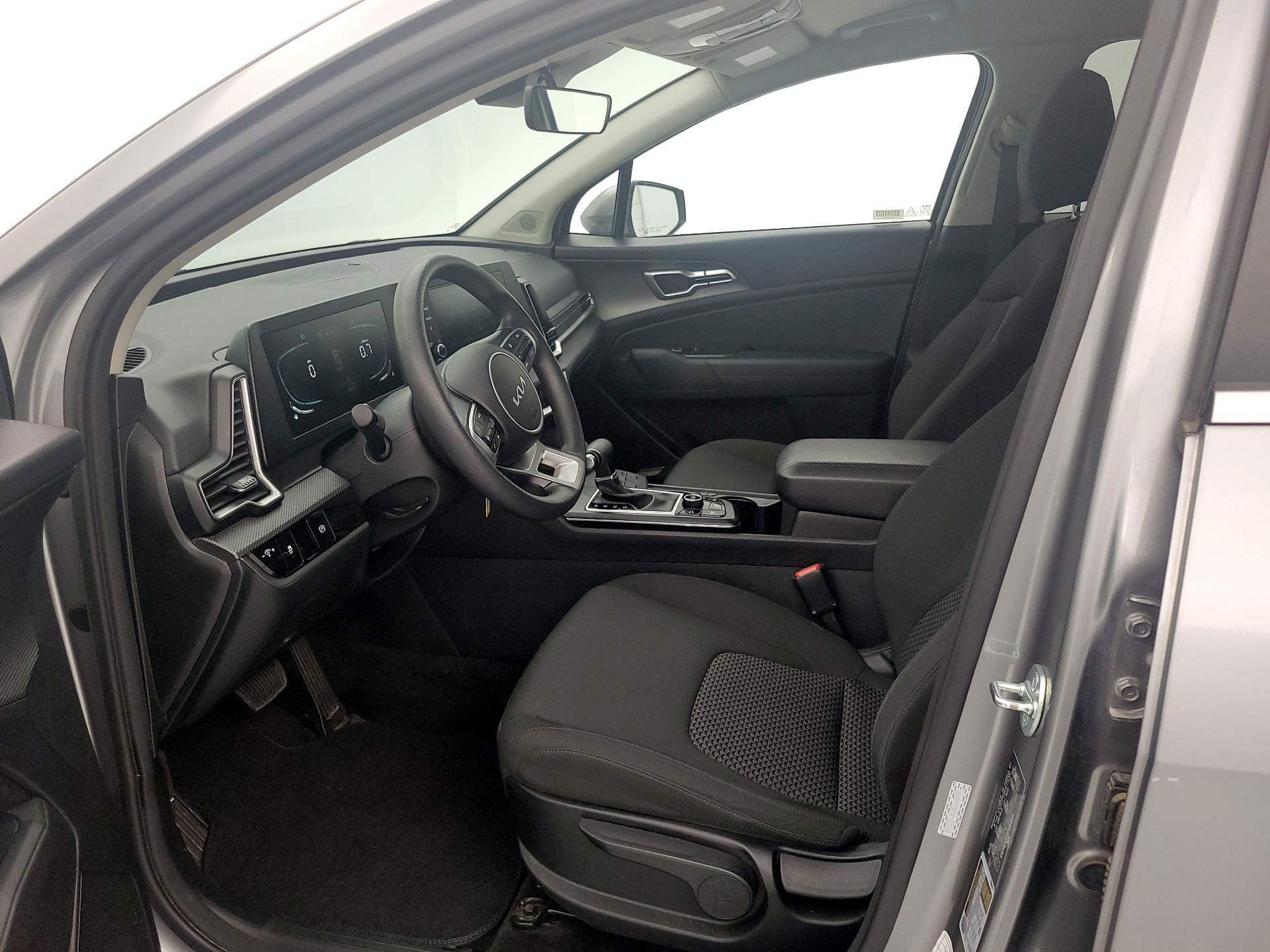 Thumbnail: 2024 Kia Sportage - 11