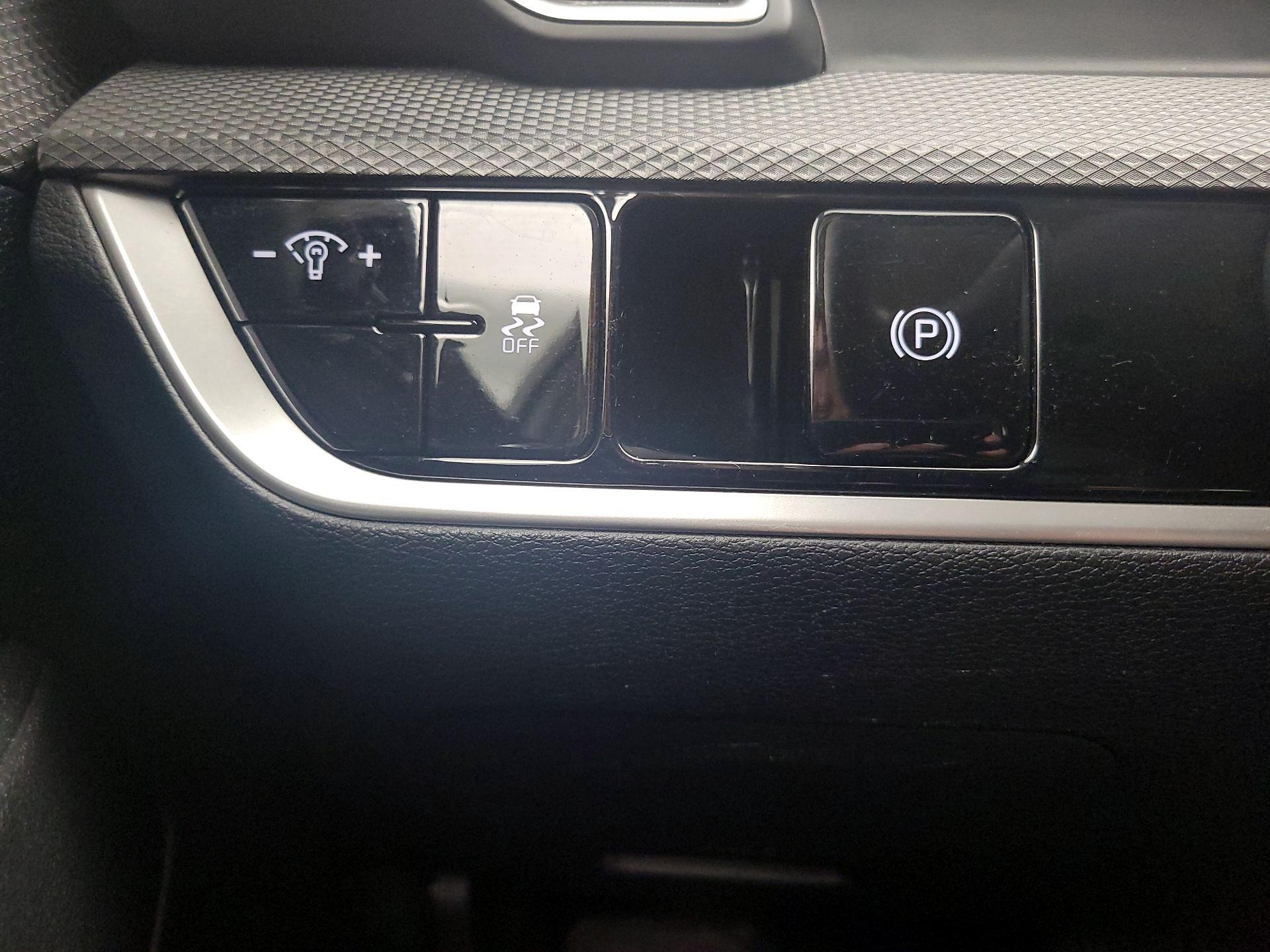 Thumbnail: 2024 Kia Sportage - 13