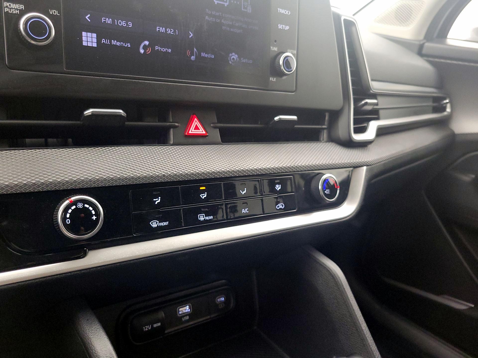 Thumbnail: 2024 Kia Sportage - 16