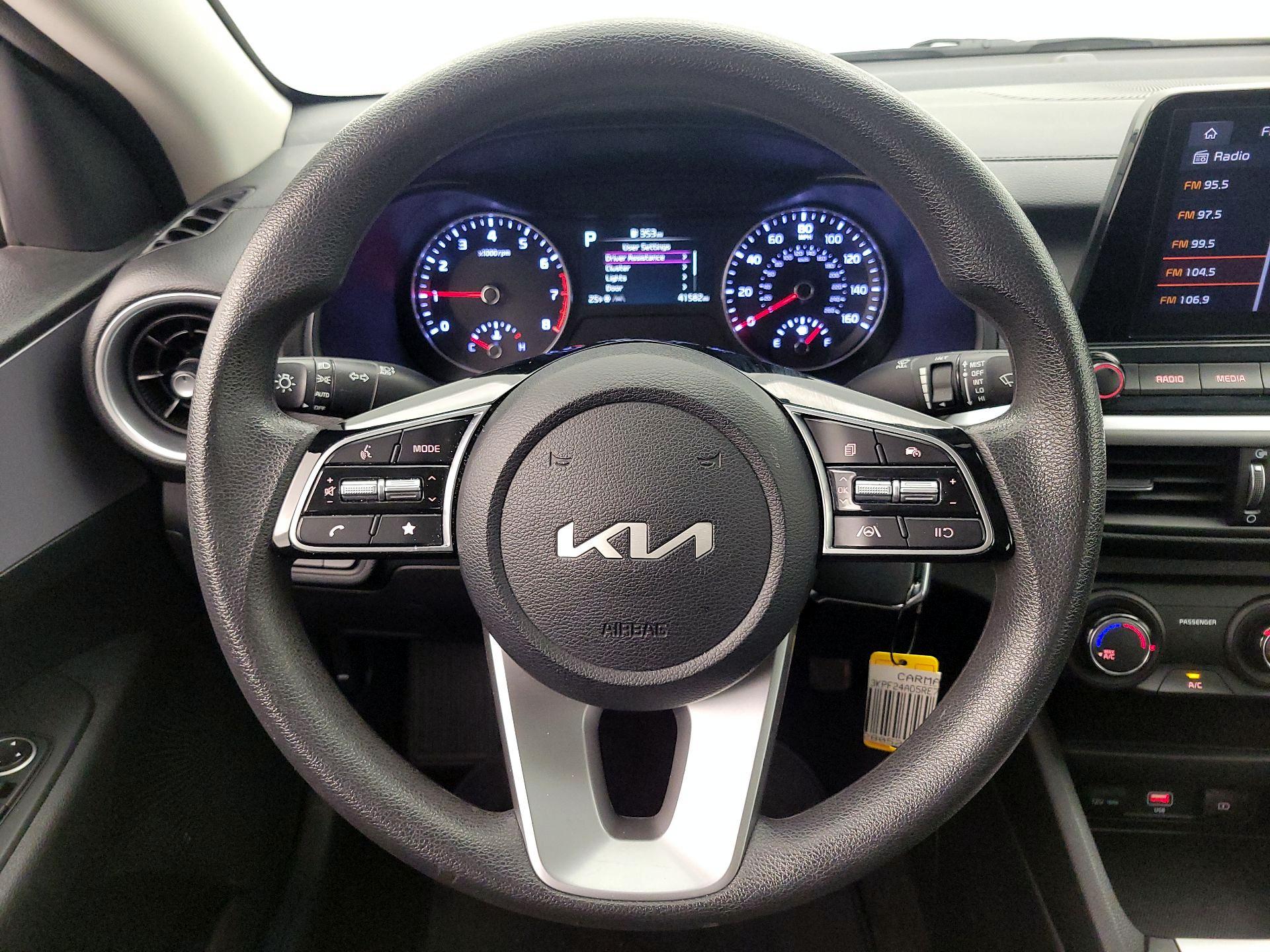 Thumbnail: 2024 Kia Forte - 10