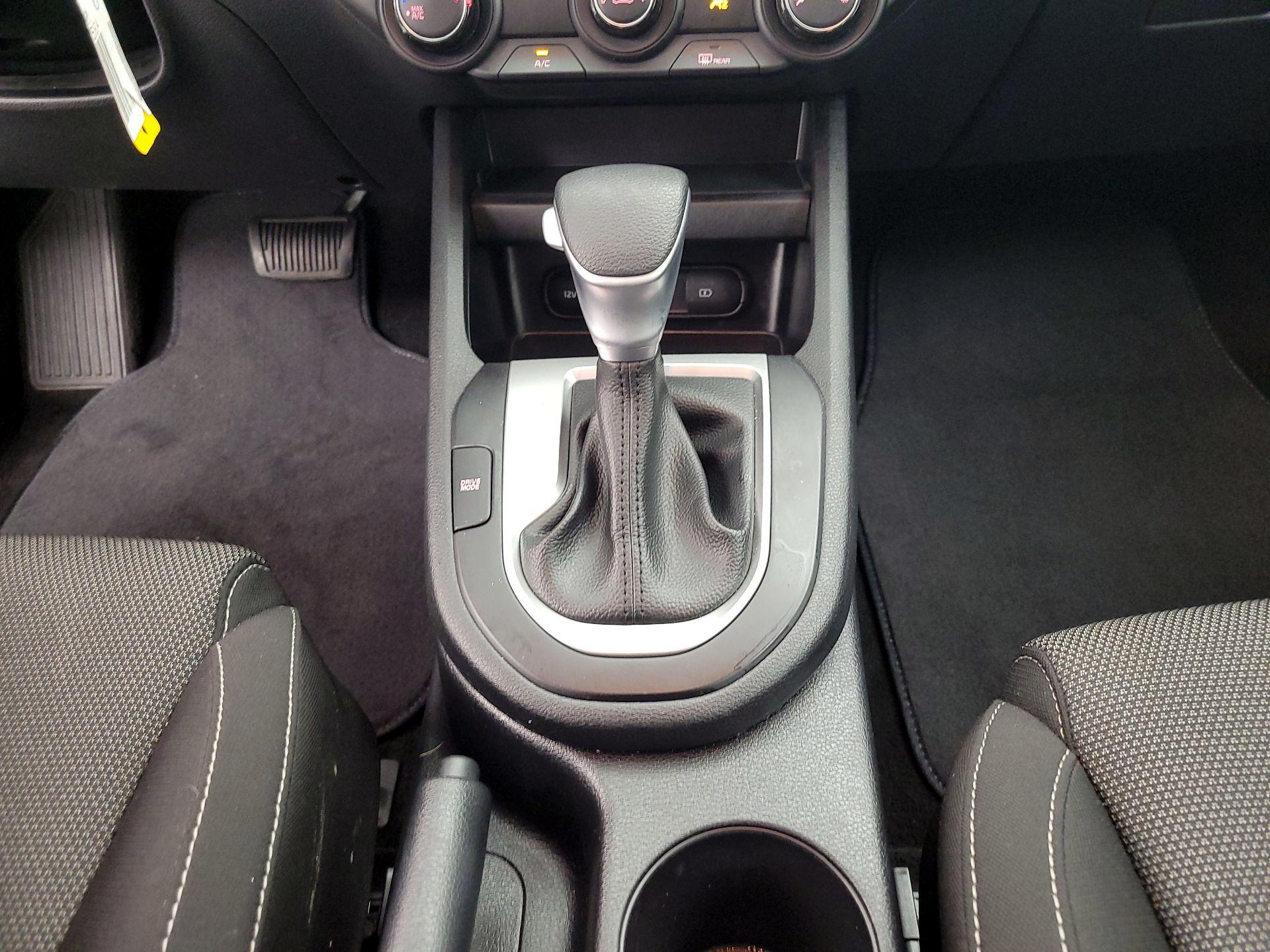 Thumbnail: 2024 Kia Forte - 17