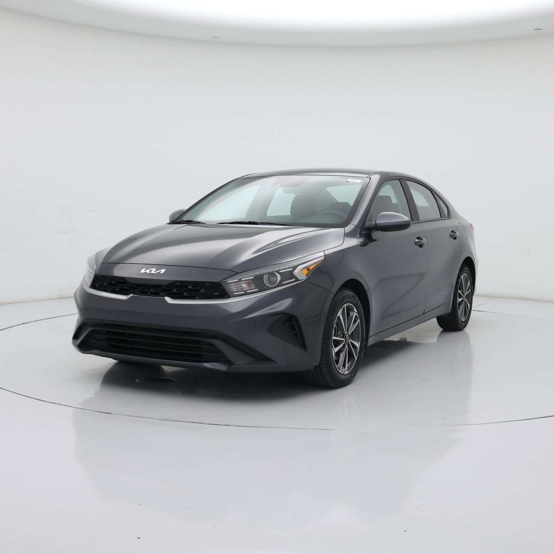 Thumbnail: 2024 Kia Forte - 4