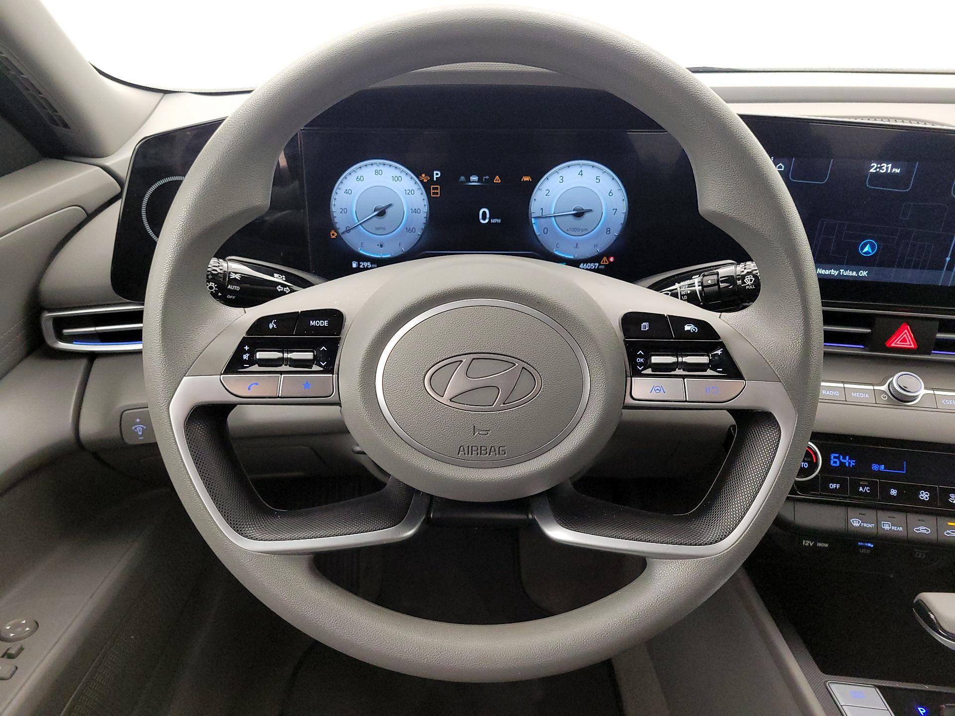 Thumbnail: 2024 Hyundai Elantra - 10