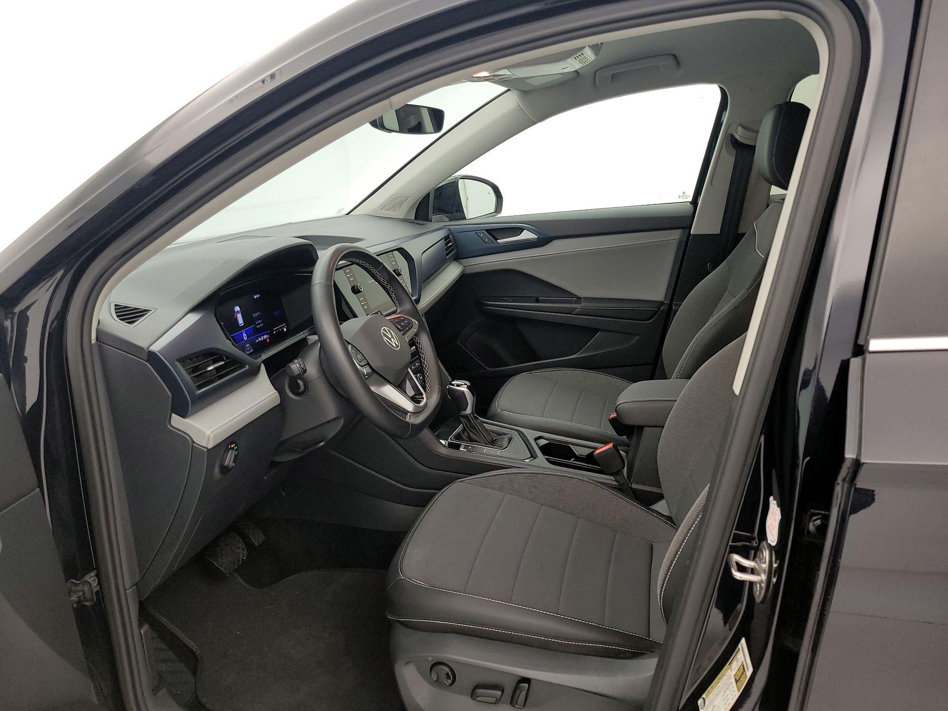 Thumbnail: 2024 Volkswagen Taos - 11