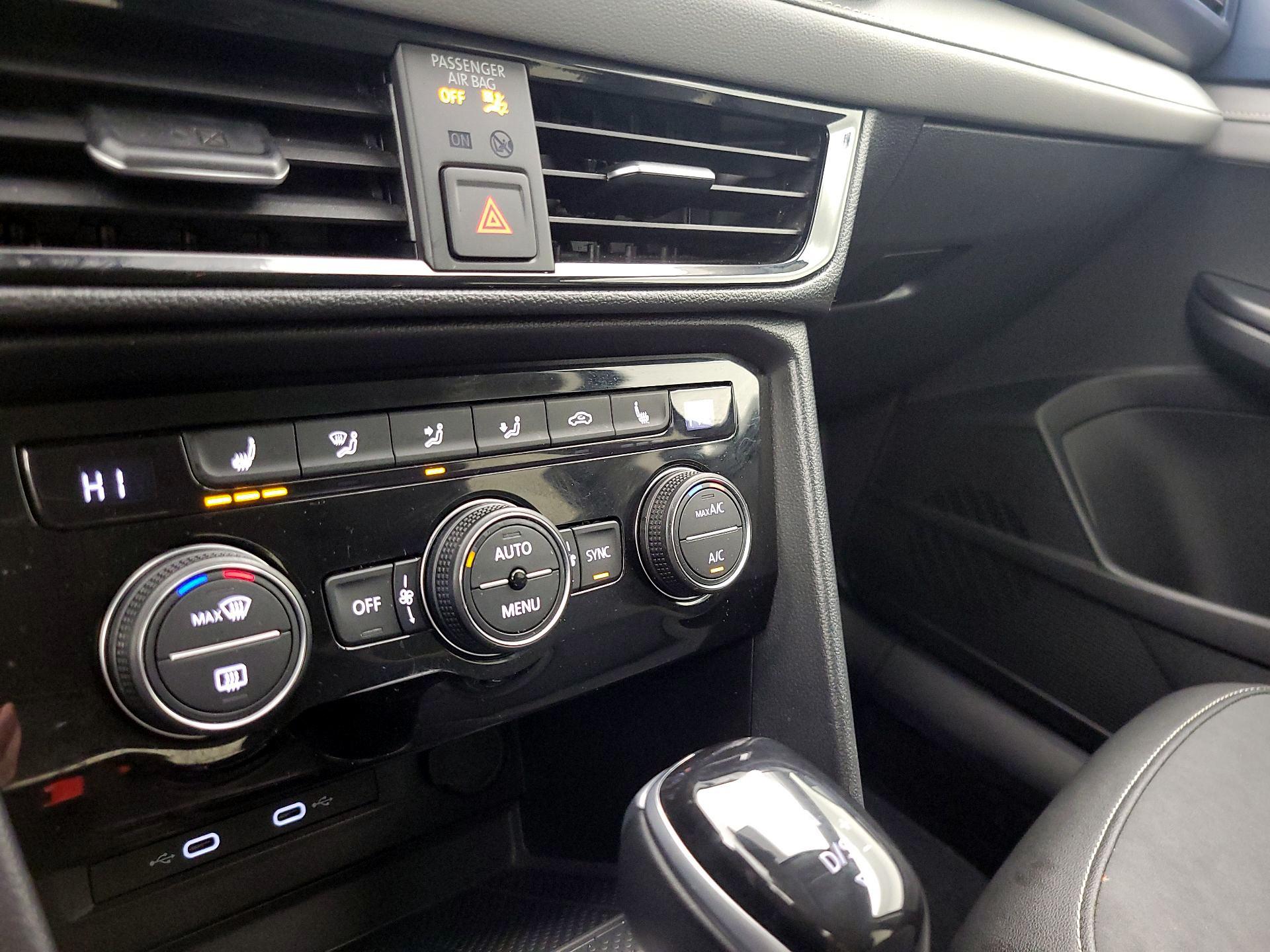 Thumbnail: 2024 Volkswagen Taos - 16