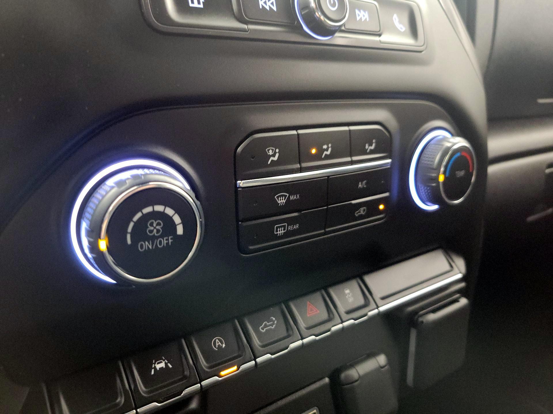 Thumbnail: 2023 Chevrolet Silverado 1500 - 16