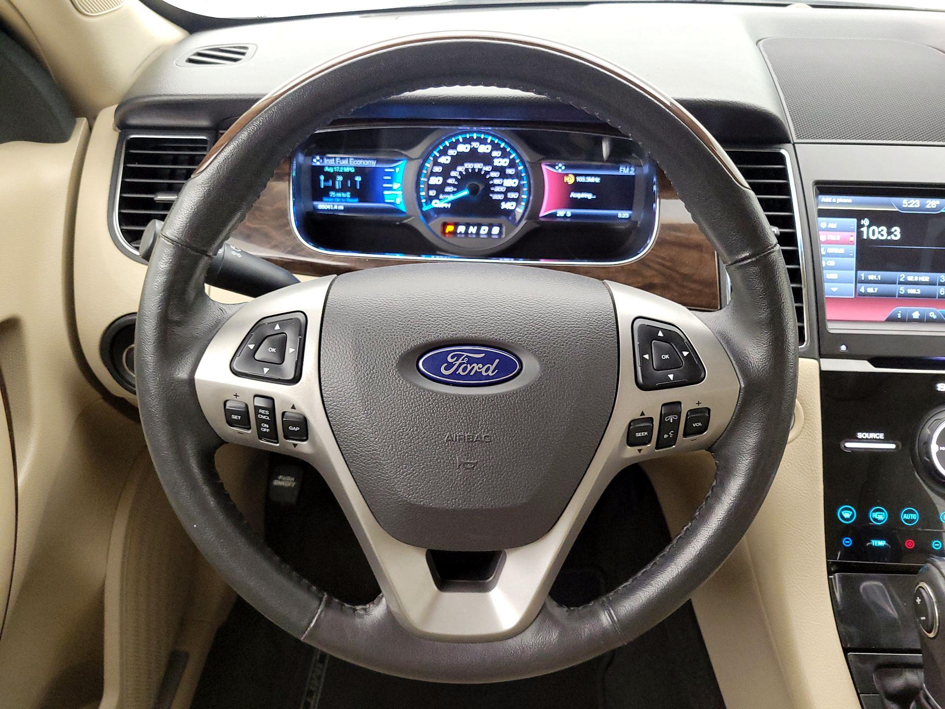 Thumbnail: 2015 Ford Taurus - 10