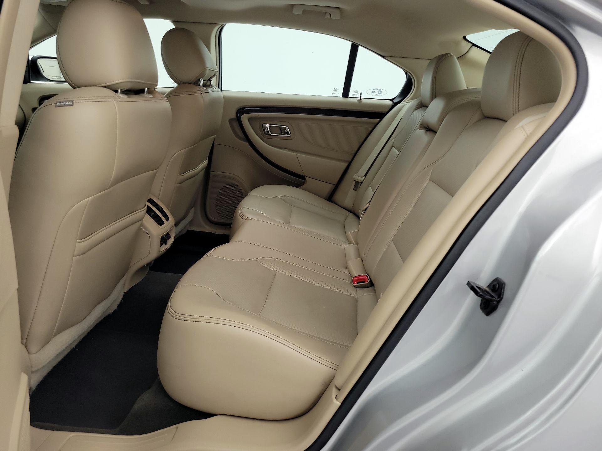 Thumbnail: 2015 Ford Taurus - 20