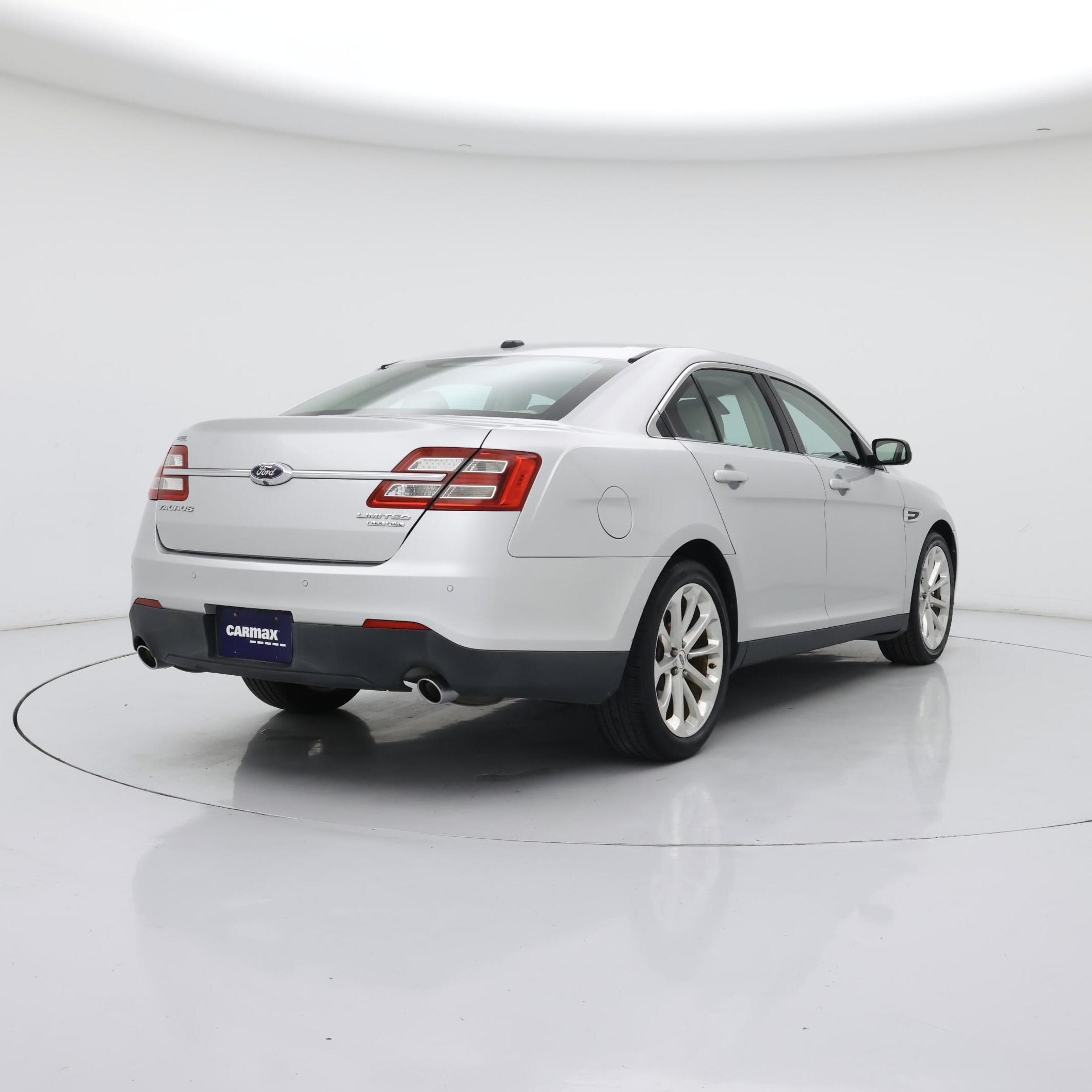 Thumbnail: 2015 Ford Taurus - 8