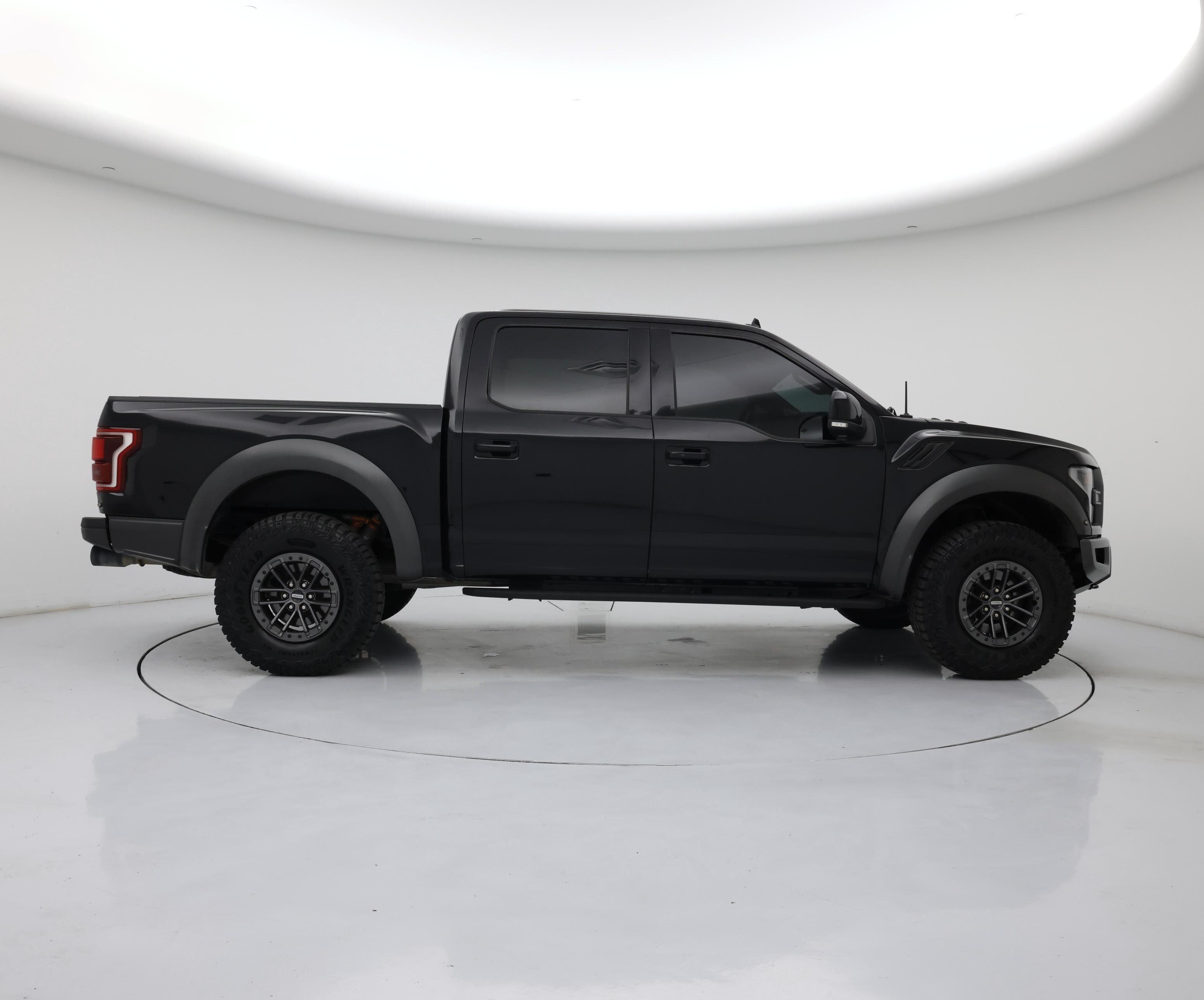 Thumbnail: 2019 Ford F-150 - 7