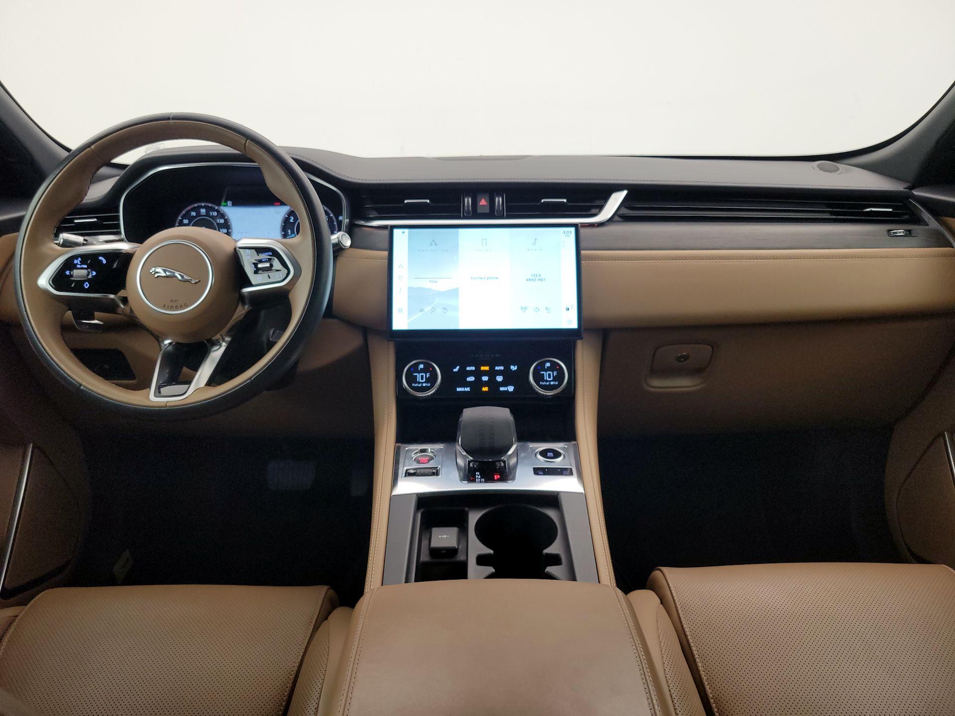 Thumbnail: 2021 Jaguar F-Pace - 9