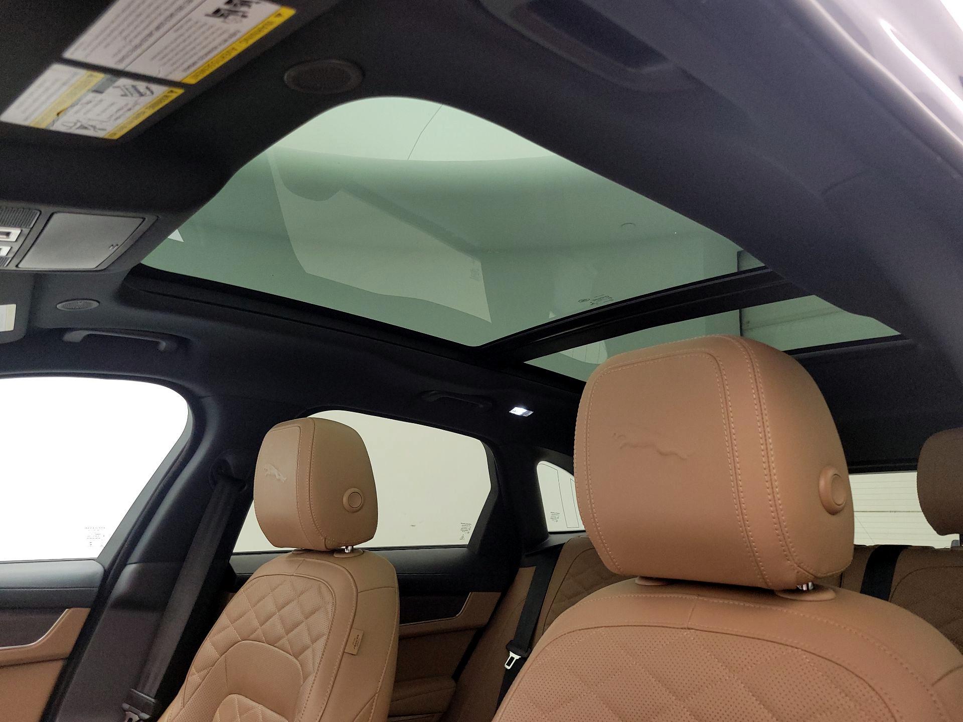 Thumbnail: 2021 Jaguar F-Pace - 20