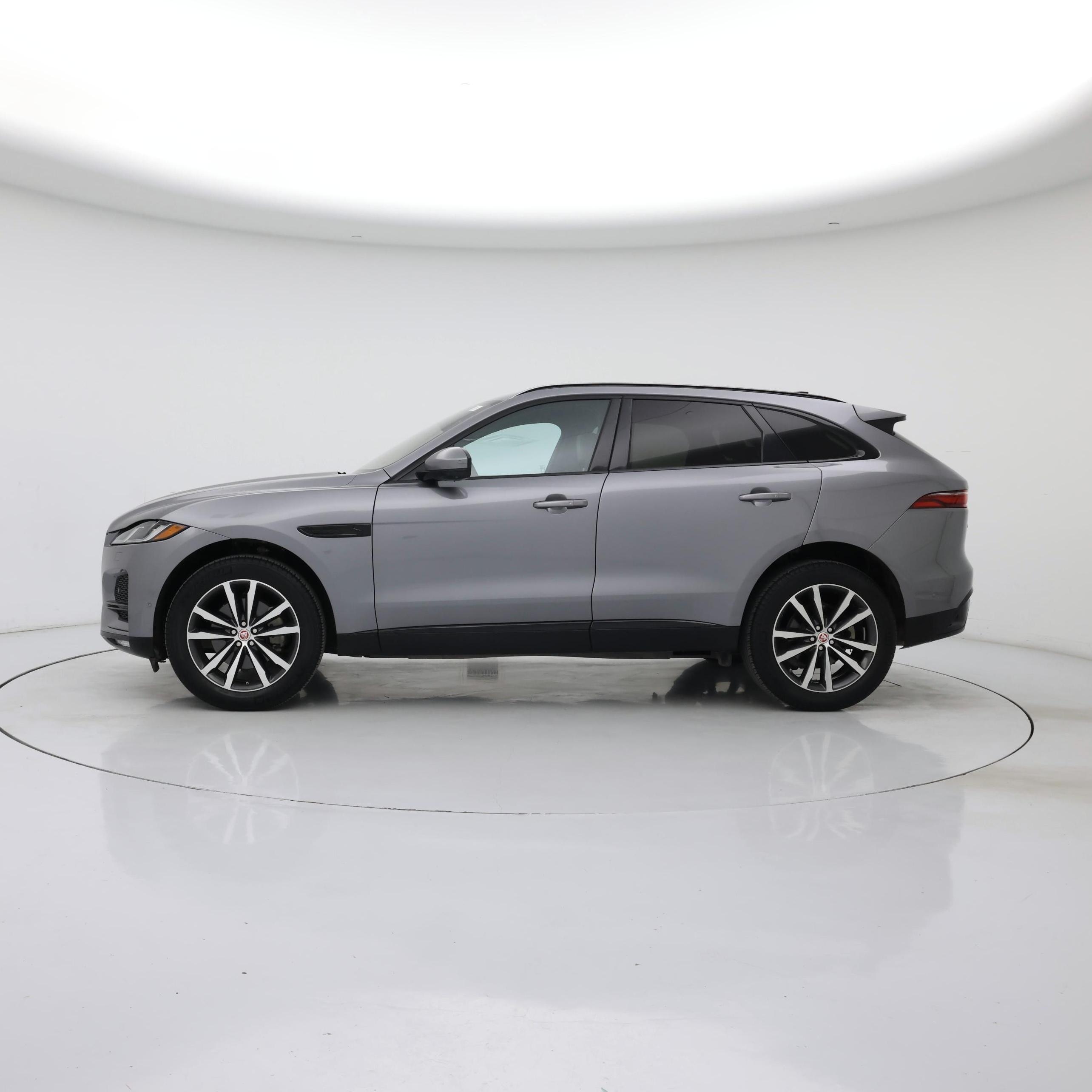 Thumbnail: 2021 Jaguar F-Pace - 3