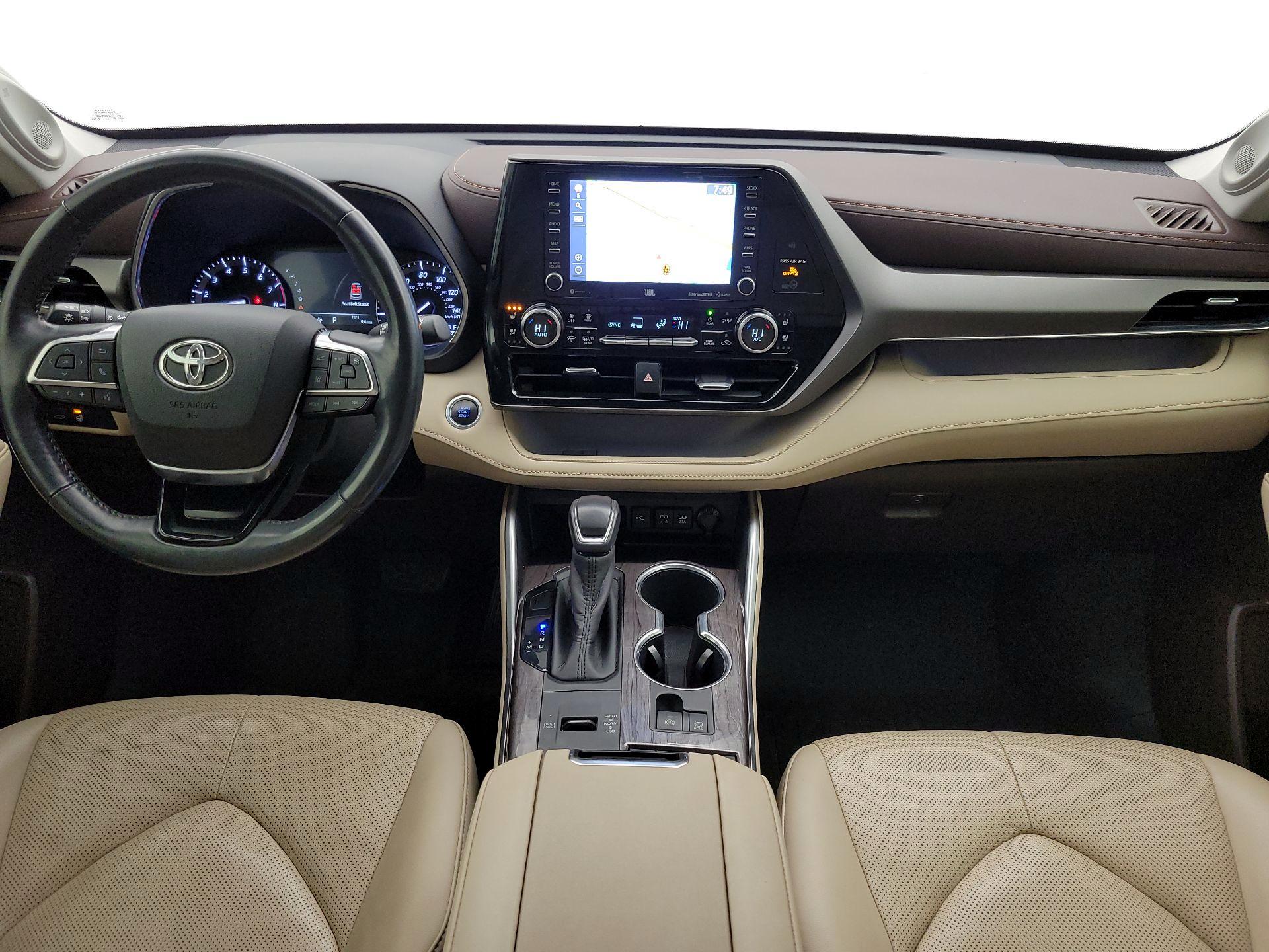 Thumbnail: 2020 Toyota Highlander - 9