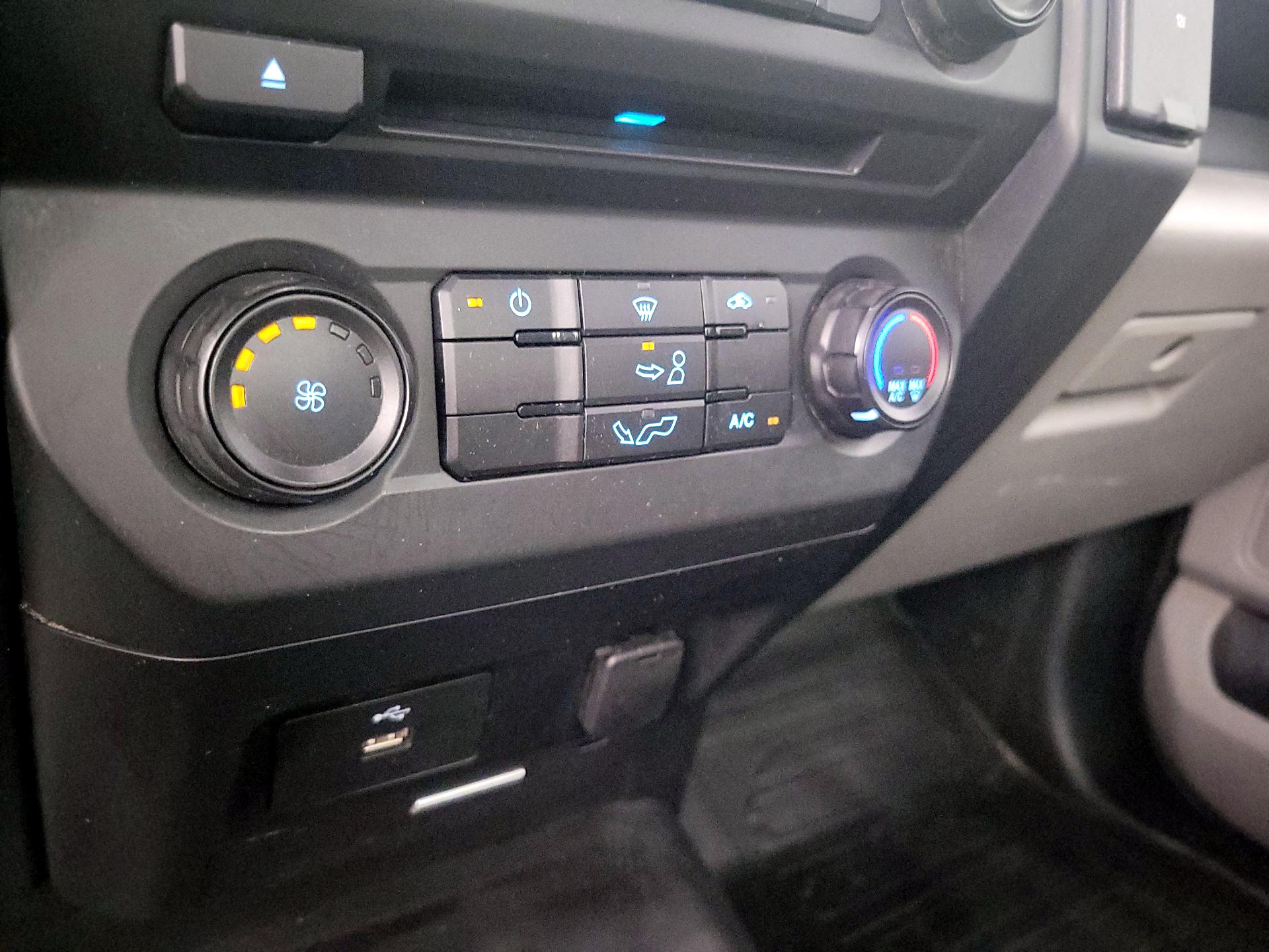 Thumbnail: 2018 Ford F-150 - 16