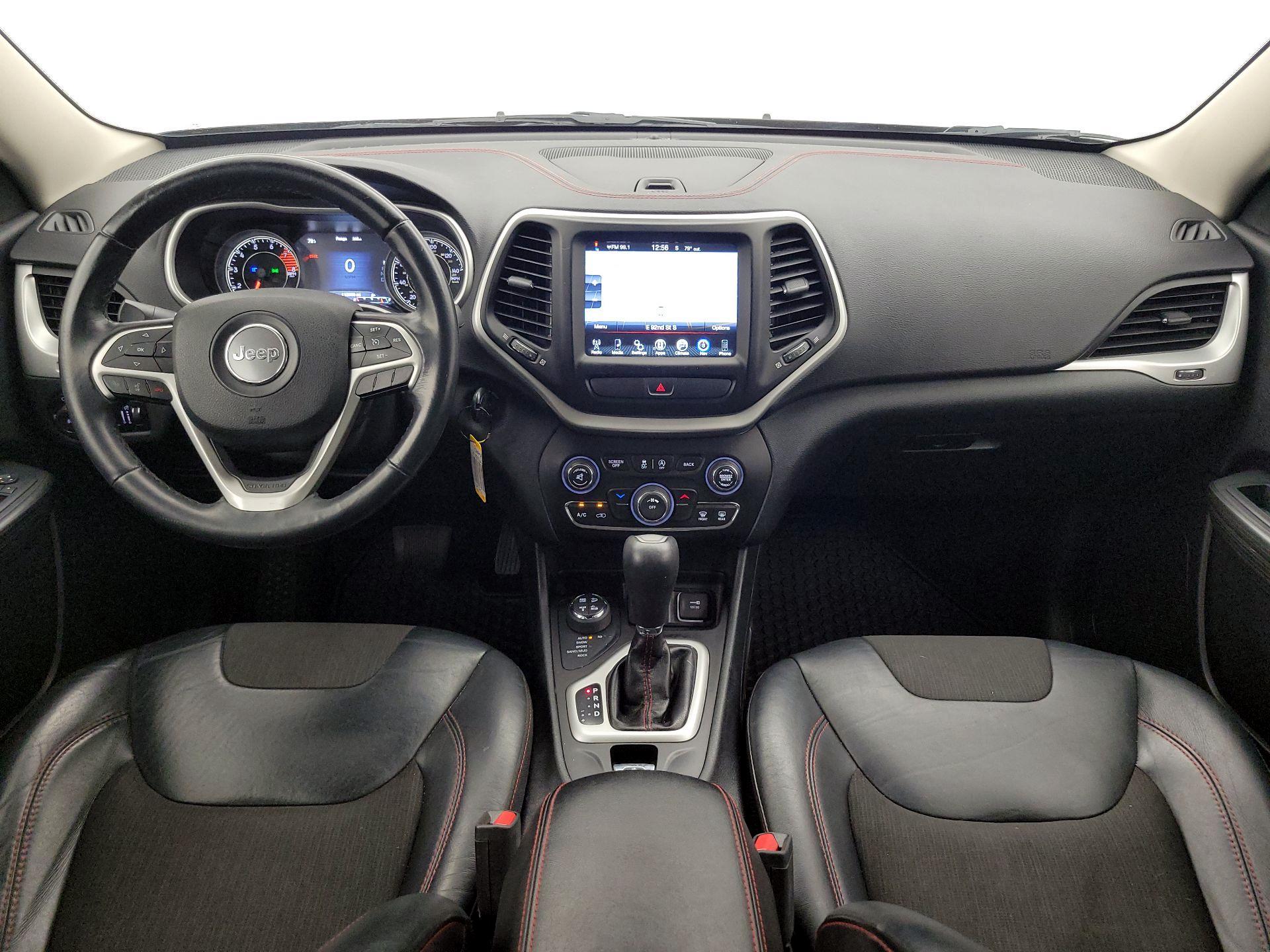 Thumbnail: 2016 Jeep Cherokee - 9