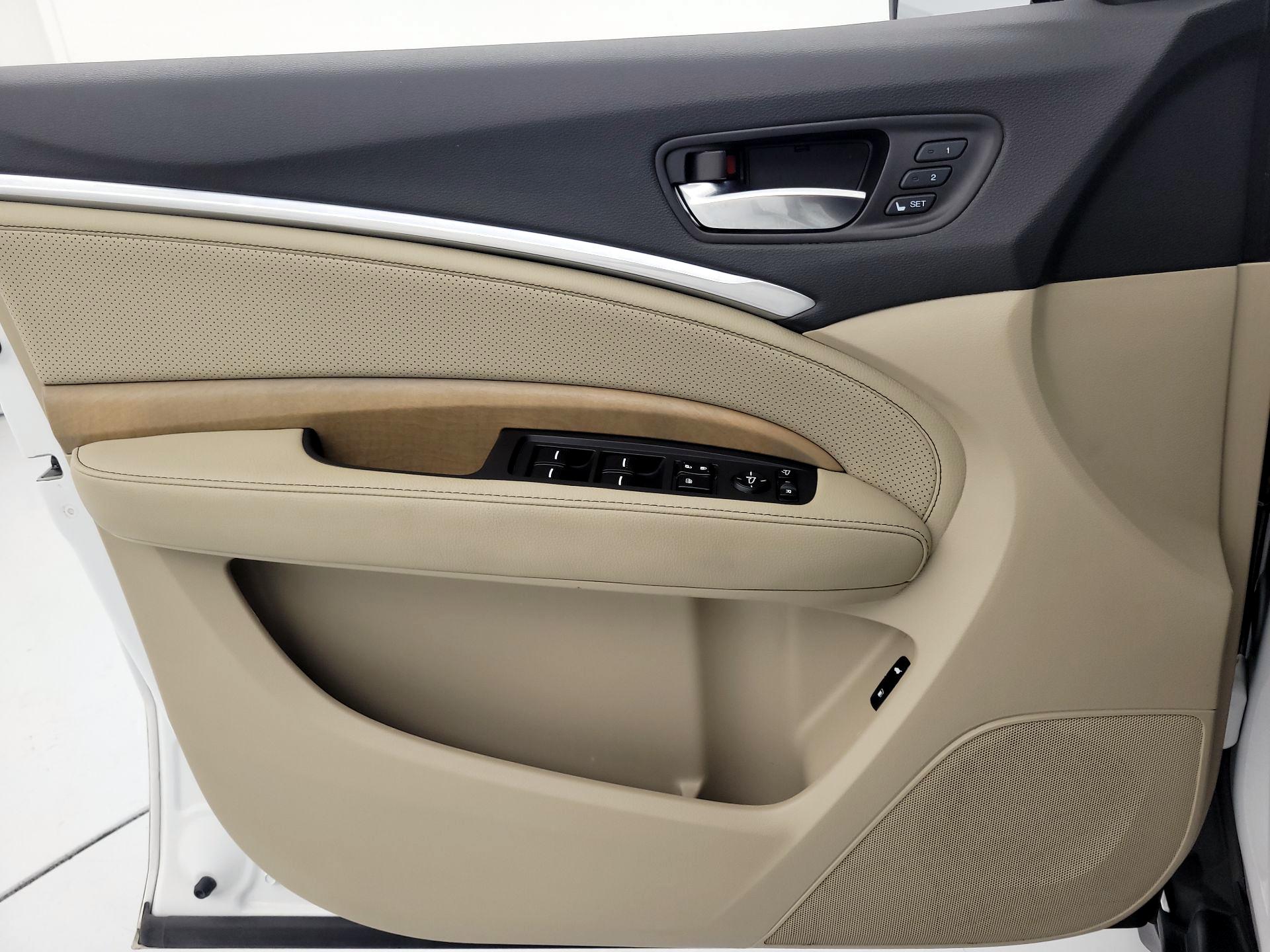 Thumbnail: 2020 Acura MDX - 12